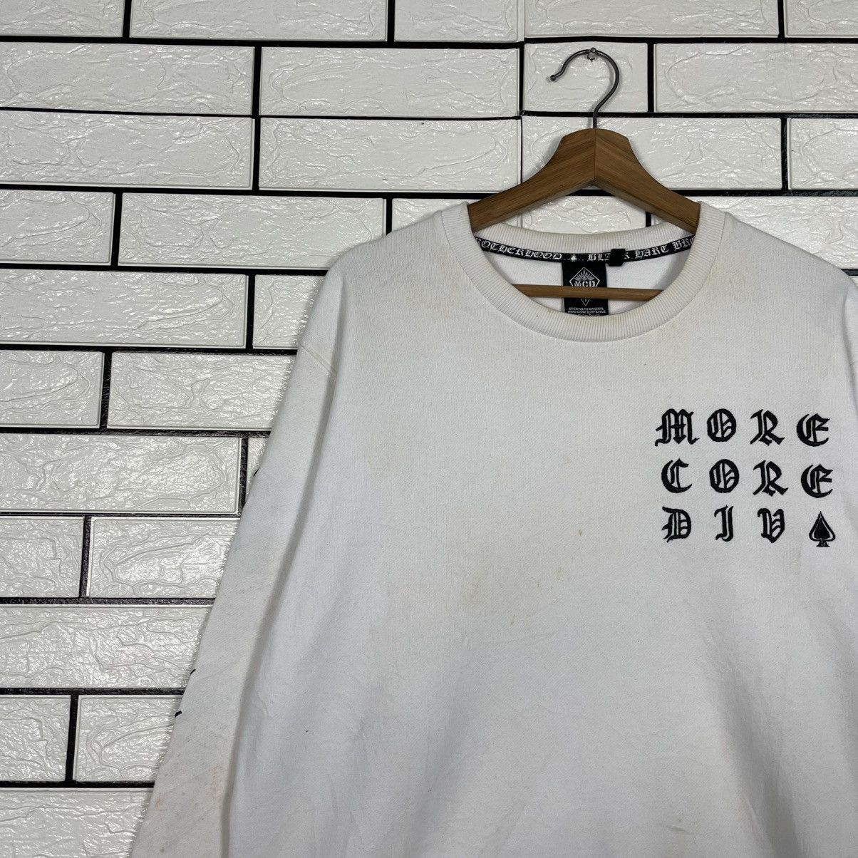 Japanese Brand Japanese Brand MCD The Wall Punk Sweatshirt Size US L / EU 52-54 / 3 - 6 Thumbnail