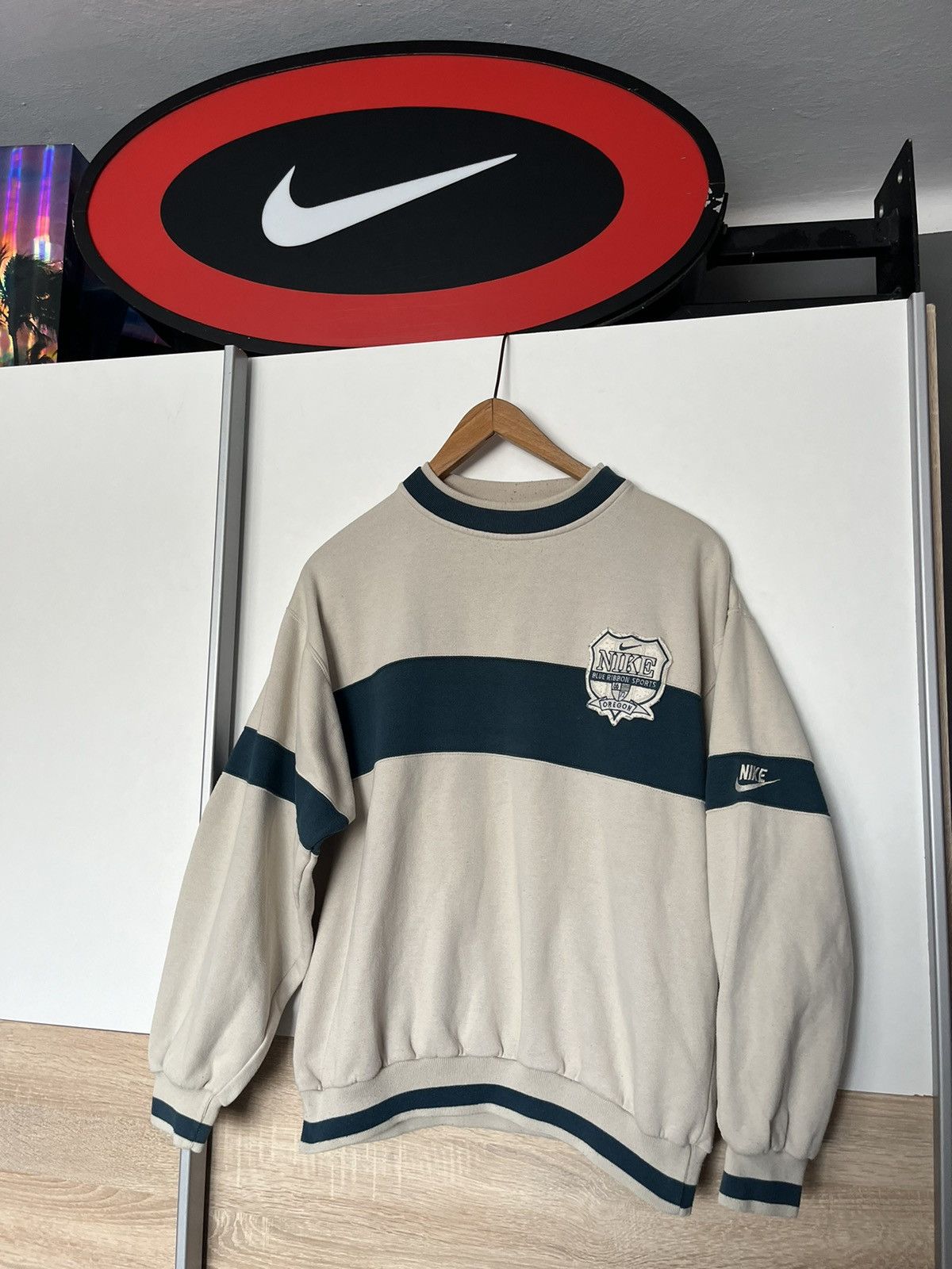 Nike × Vintage Vintage 90’s Nike Blue Ribbon Sports Oregon College Sweater Size US M / EU 48-50 / 2 - 1 Thumbnail