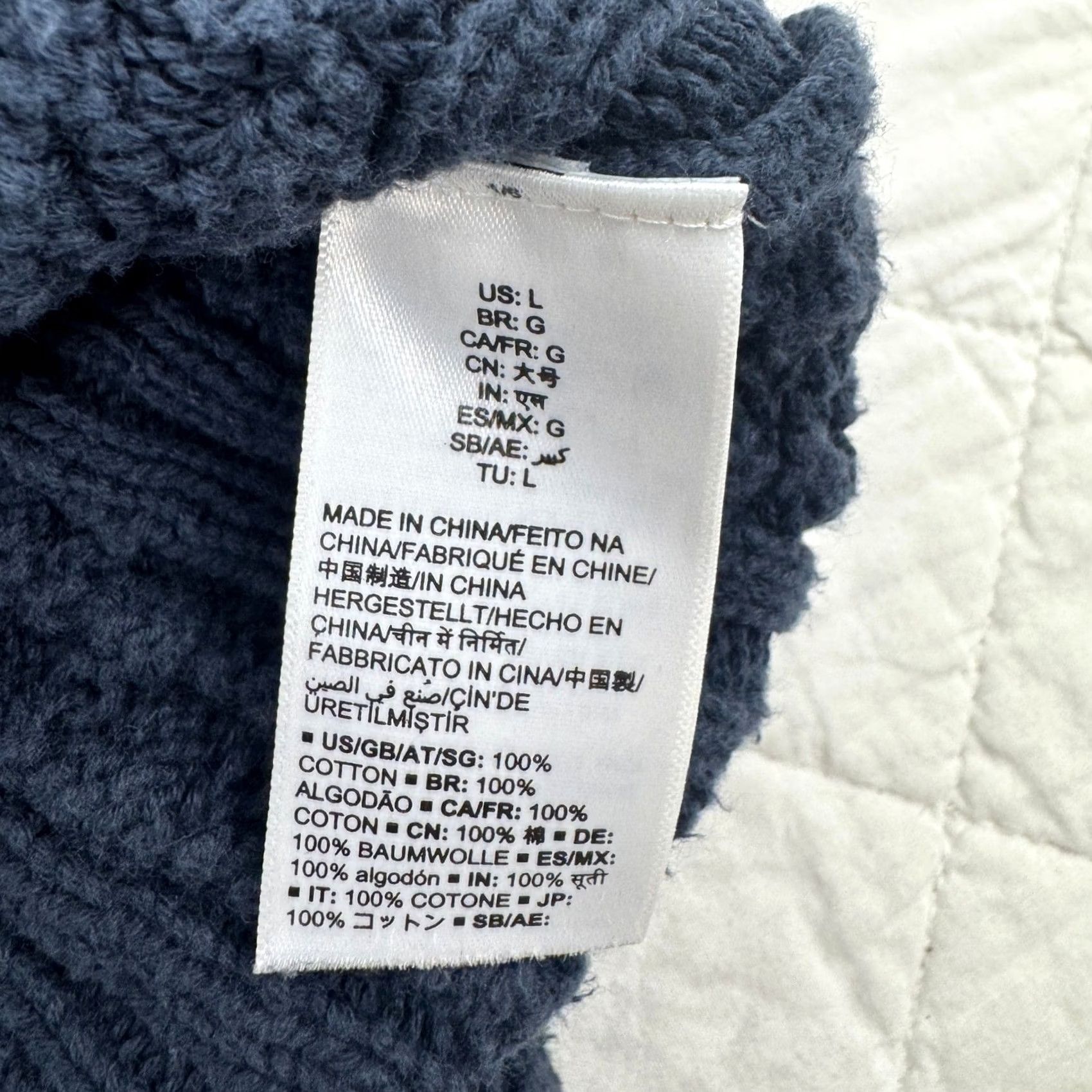 Essentials Amazon Essentials Navy Blue Chunky Cable Knit Crew Neck Sweater Size L Fisherman Size L / US 10 / IT 46 - 4 Thumbnail