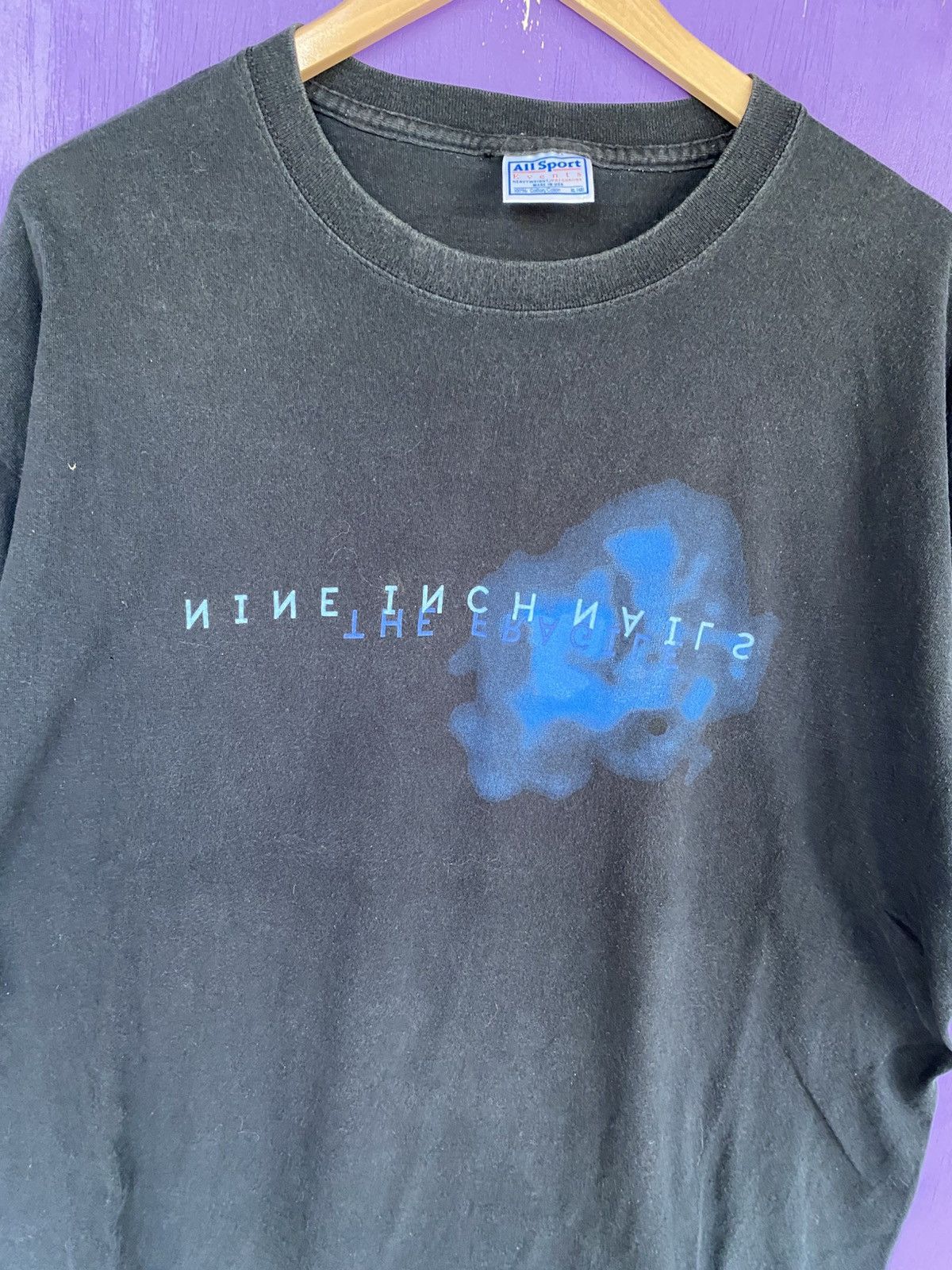Band Tees Vintage 90s Nine inch nails faded band tee Size US XL / EU 56 / 4 - 3 Thumbnail