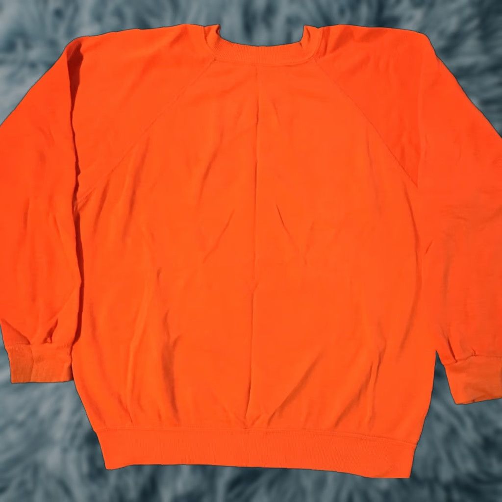 Vintage VINTAGE 80s Faded Sweatshirt L USA Orange Pullover Hoodie Men Vintage American Size US L / EU 52-54 / 3 - 1 Thumbnail