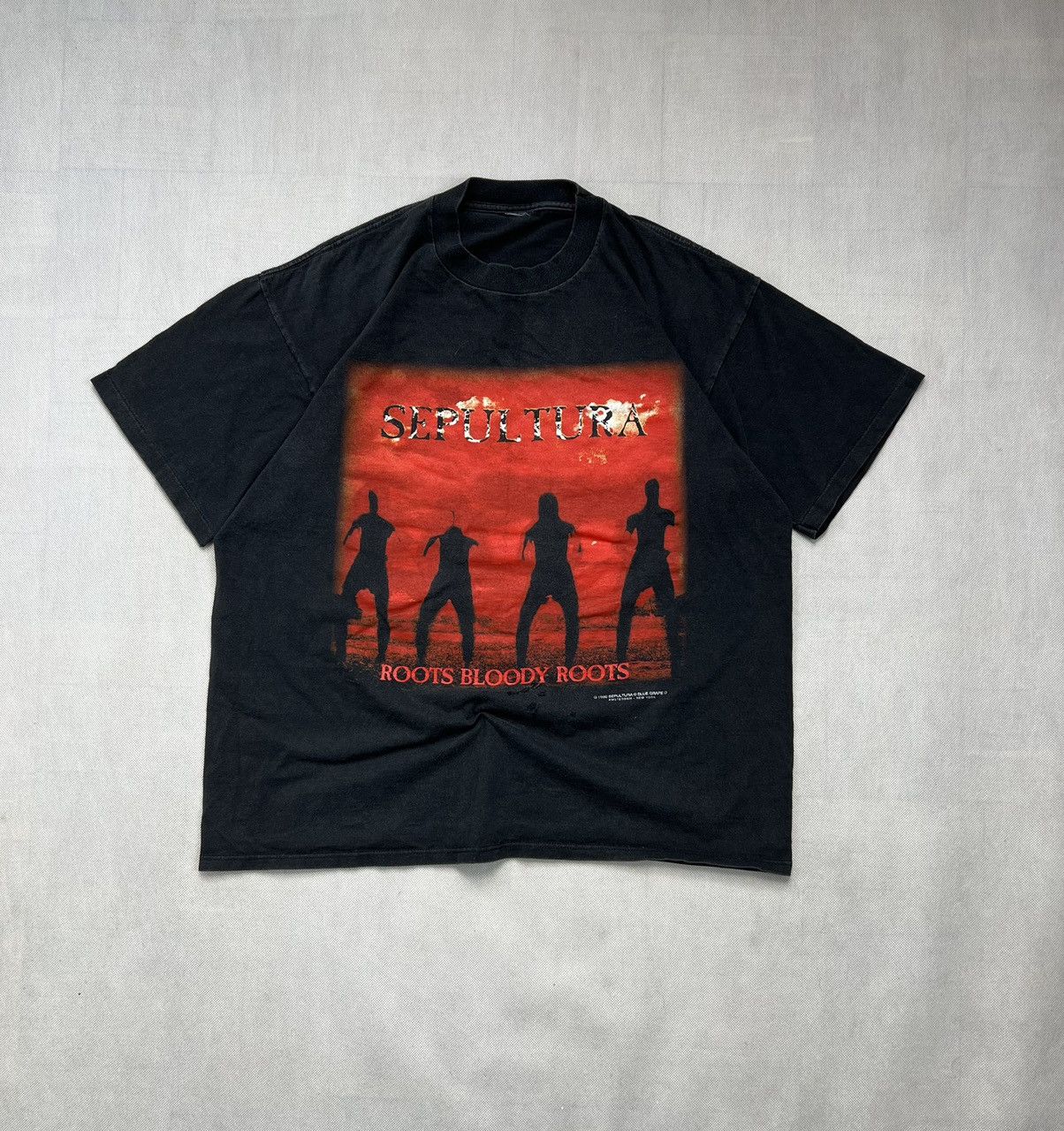Band Tees Rare Tshirt Sepultura Roots Bloody Roots 1996 Vintage Size US L / EU 52-54 / 3 - 2 Thumbnail