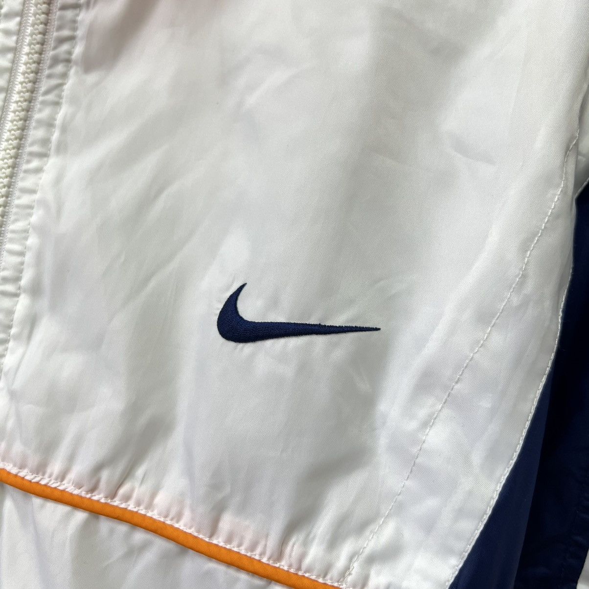 Nike Nike Windbreaker Vintage Jacket White Men’s Size US M / EU 48-50 / 2 - 7 Thumbnail