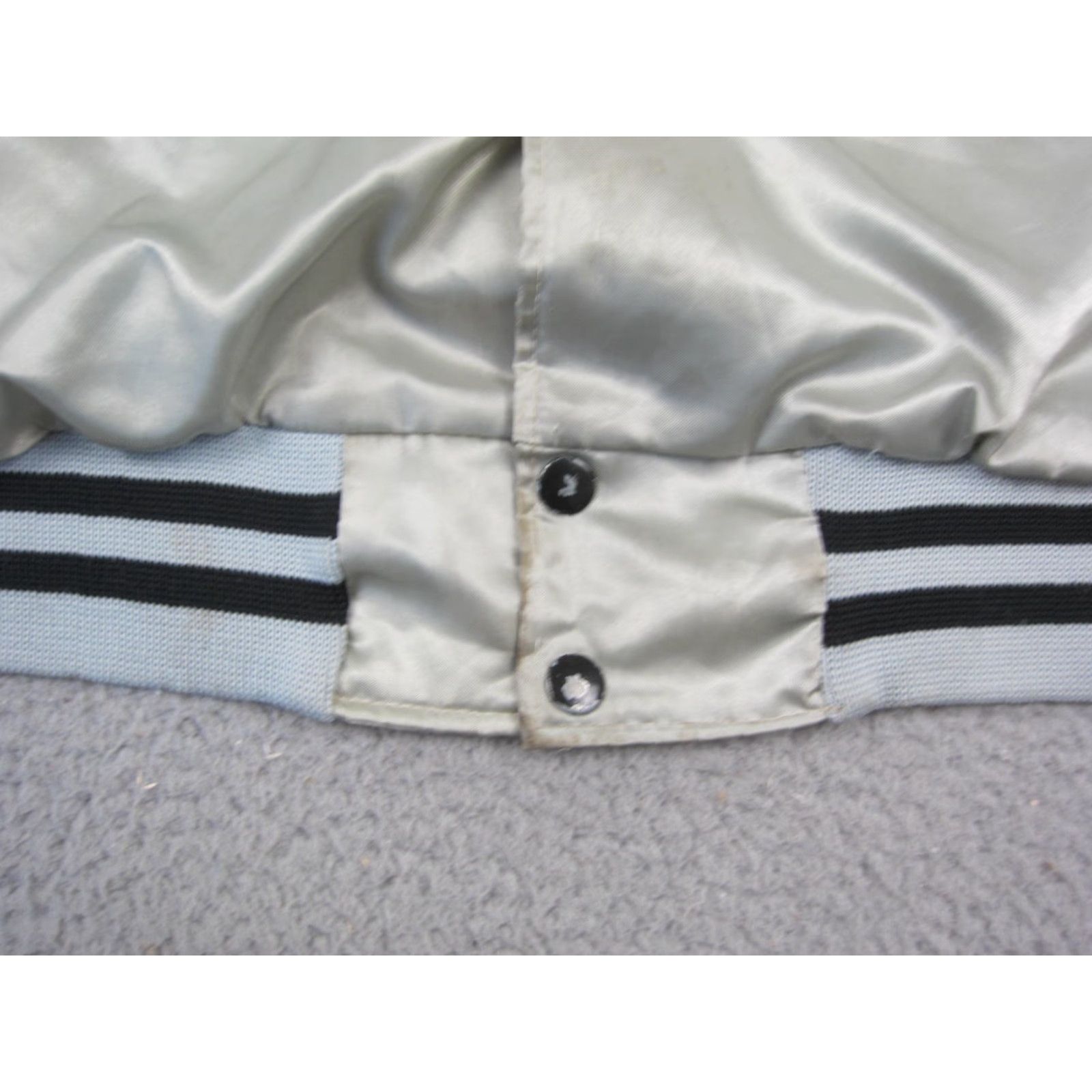 Vintage VINTAGE Hilton Varsity Jacket Mens 4XL White Satin Bomber 80s USA Size US XXL / EU 58 / 5 - 6 Thumbnail