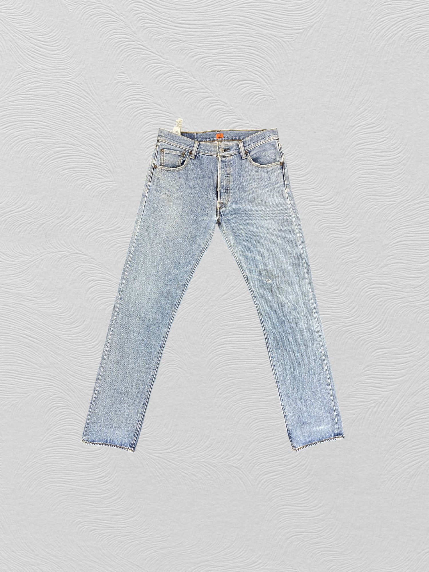 Levi's Light Blue Wash Vintage Levi's 501 32x32.5 Denim JN2455 Size US 32 / EU 48 - 1 Thumbnail
