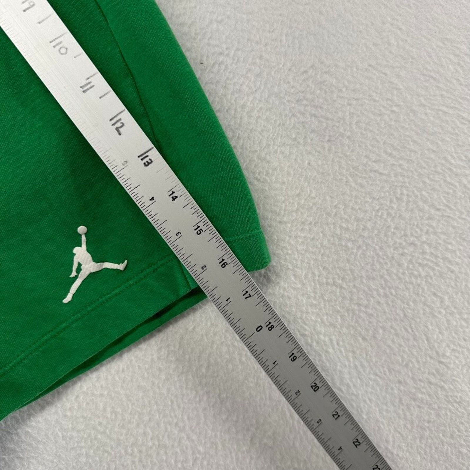 Chubbies Jordan Shorts men's Small Green Cotton Sweat Jumpman Size US 26 / EU 42 - 5 Thumbnail