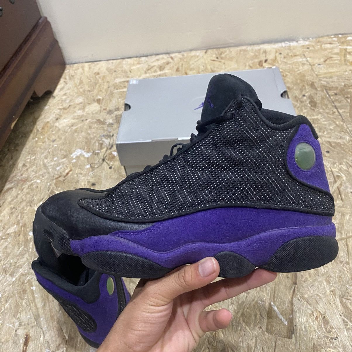 Jordan Brand Nike Air Jordan 13 Retro “Court Purple” (2021) – Size 8 – Size US 8 / EU 41 - 9 Thumbnail
