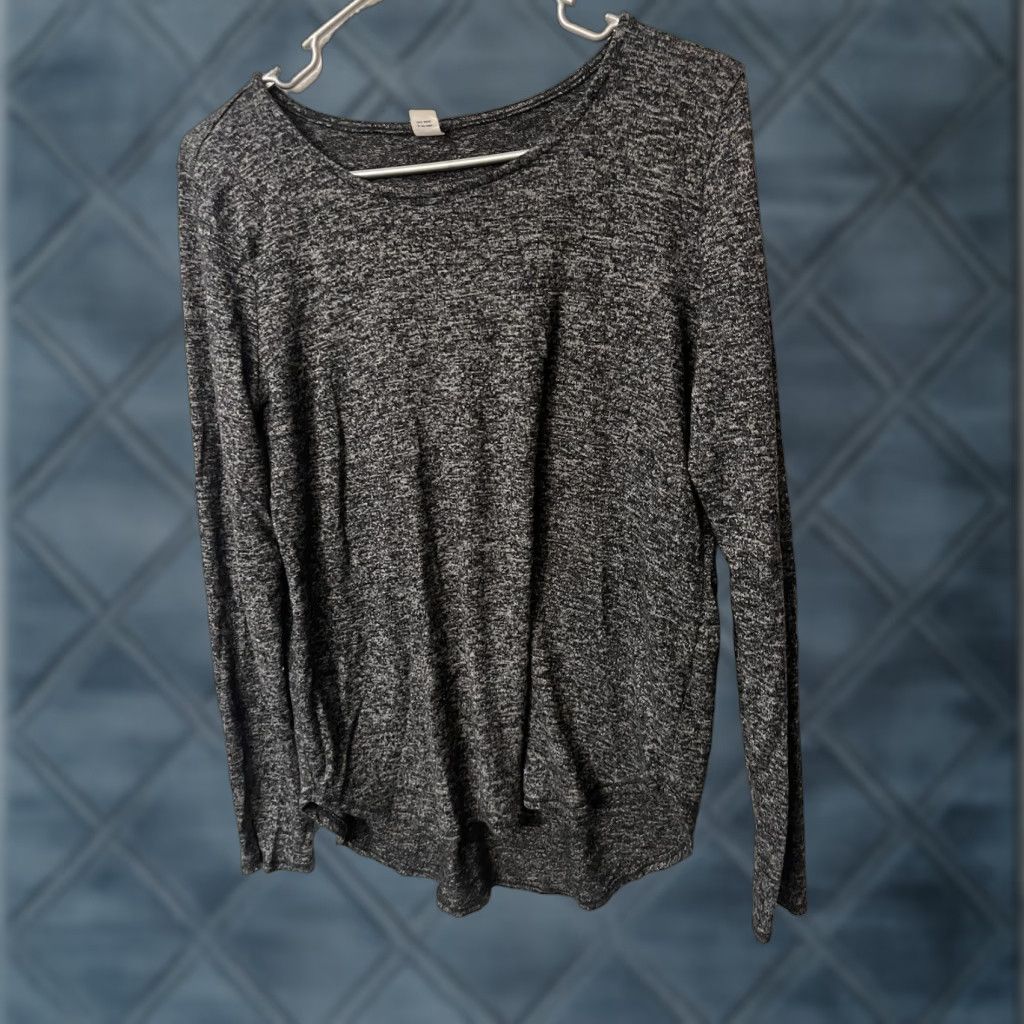 Old Navy Old Navy T-Shirt Women's Scoop Neck Long Sleeve Black M Casual Basic Cotton Pullover Shirt Size M / US 6-8 / IT 42-44 - 1 Thumbnail
