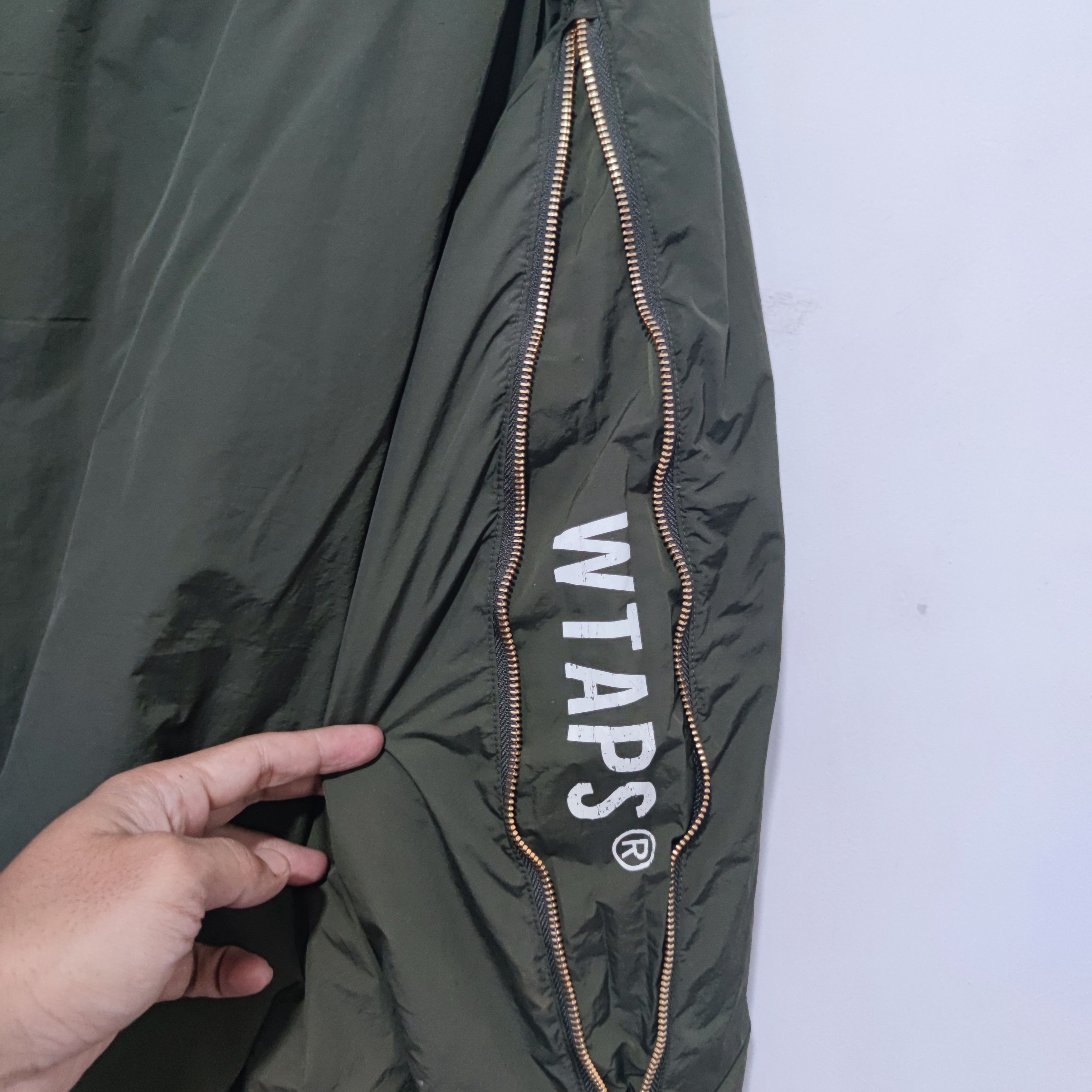 Vintage × Wtaps Bomber Jacket Dark Green Size US M / EU 48-50 / 2 - 9 Thumbnail