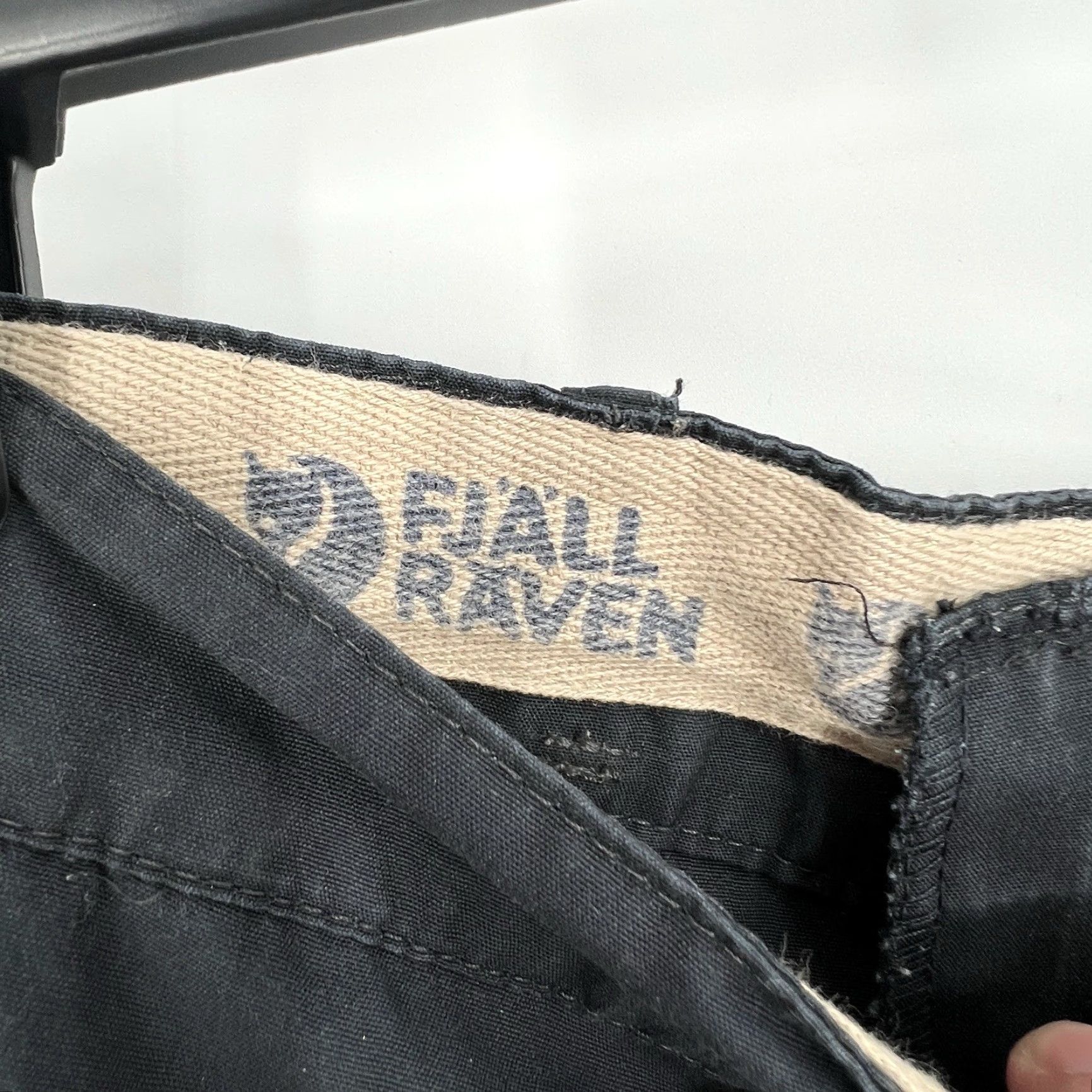 Vintage VINTAGE Fjällräven G-1000 Pants Mens 38x30 Dark Blue Cotton Polyester Regular Straight 5-Pocket Cargo Logo Ham? Size US 38 / EU 54 - 2 Thumbnail