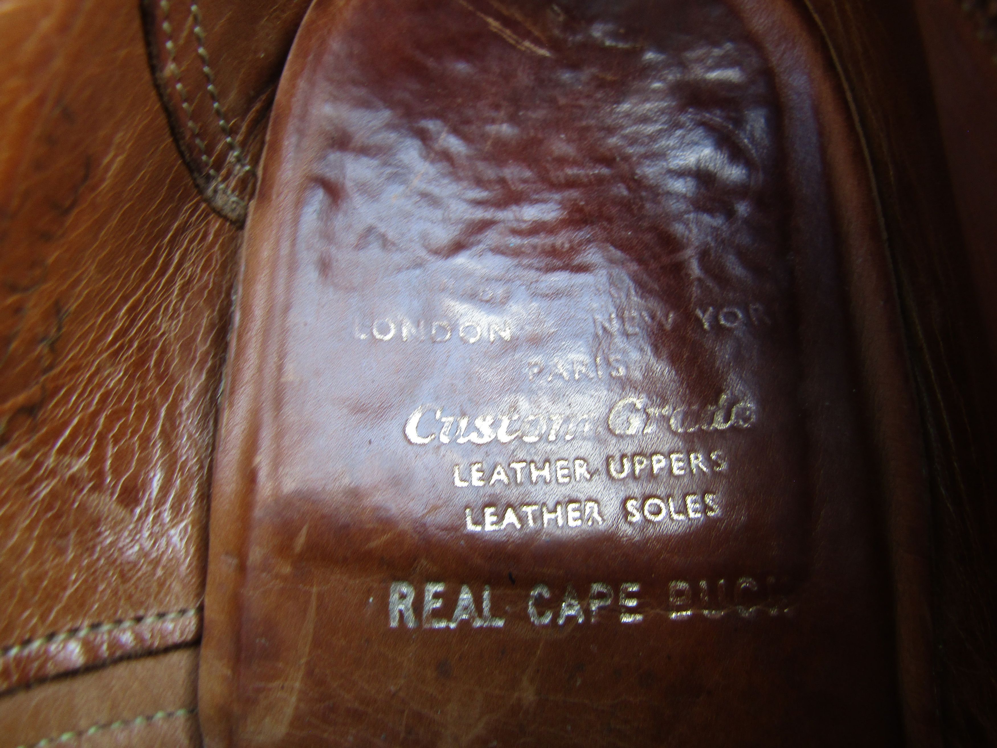 Church's Church's Cape Buck Suede Oxford Brogue Shoes Size US 10.5 / EU 43-44 - 3 Thumbnail