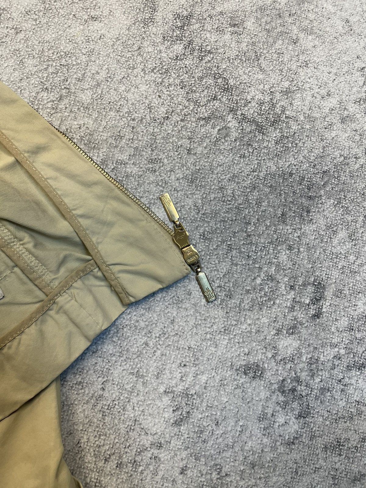 Moncler Vintage Women's Moncler Lightweight Jacket Beige Size S / US 4 / IT 40 - 16 Thumbnail