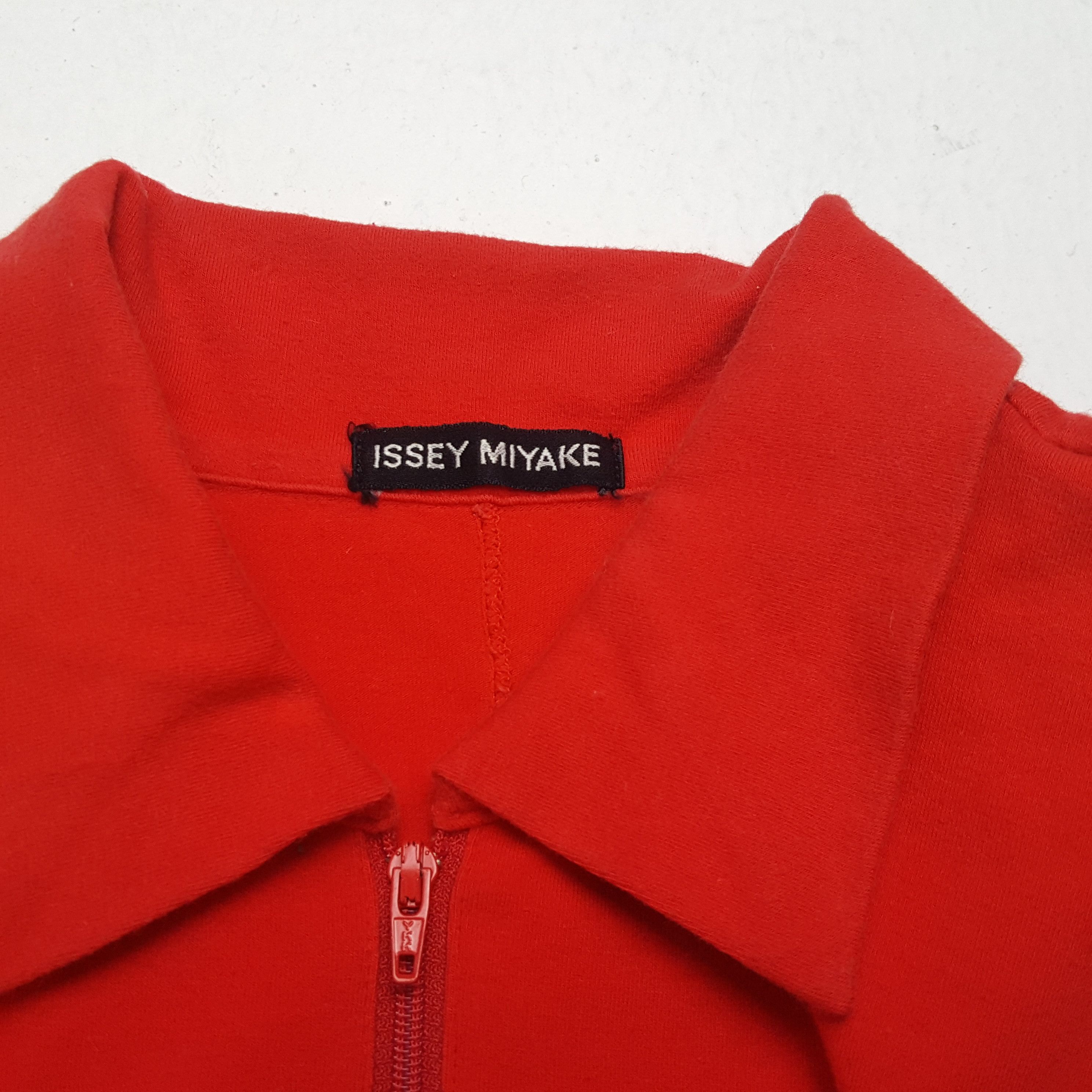 Issey Miyake ISSEY MIYAKE Japanese Designer Fashion Zipper Polos Size US S / EU 44-46 / 1 - 8 Thumbnail