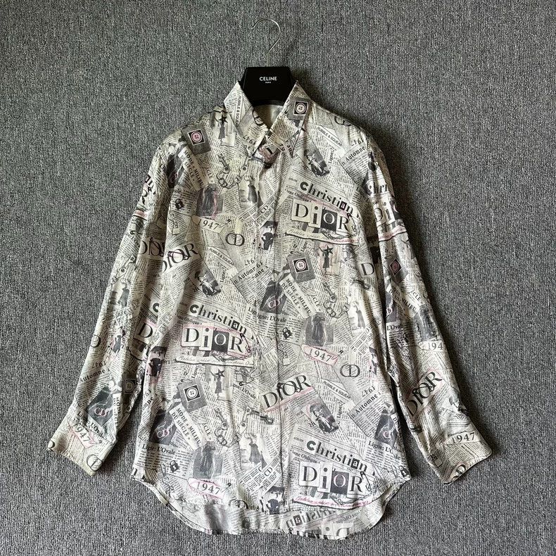 Dior Dior size 38 Newspaper pattern mulberry silk shirt Size M / US 6-8 / IT 42-44 - 1 Thumbnail