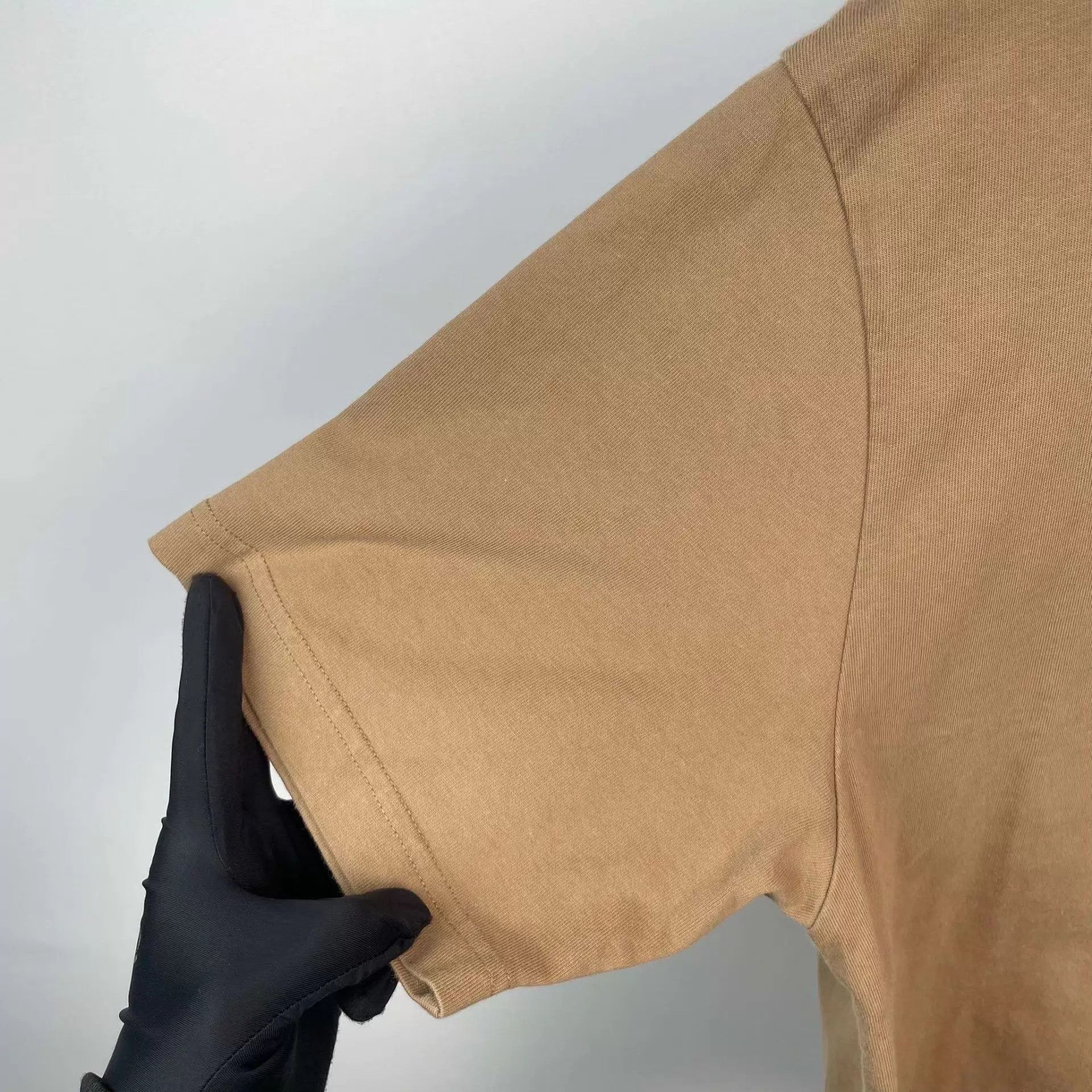 Balenciaga Balenciaga 95N Khaki SS T-shirt S Size US S / EU 44-46 / 1 - 8 Thumbnail