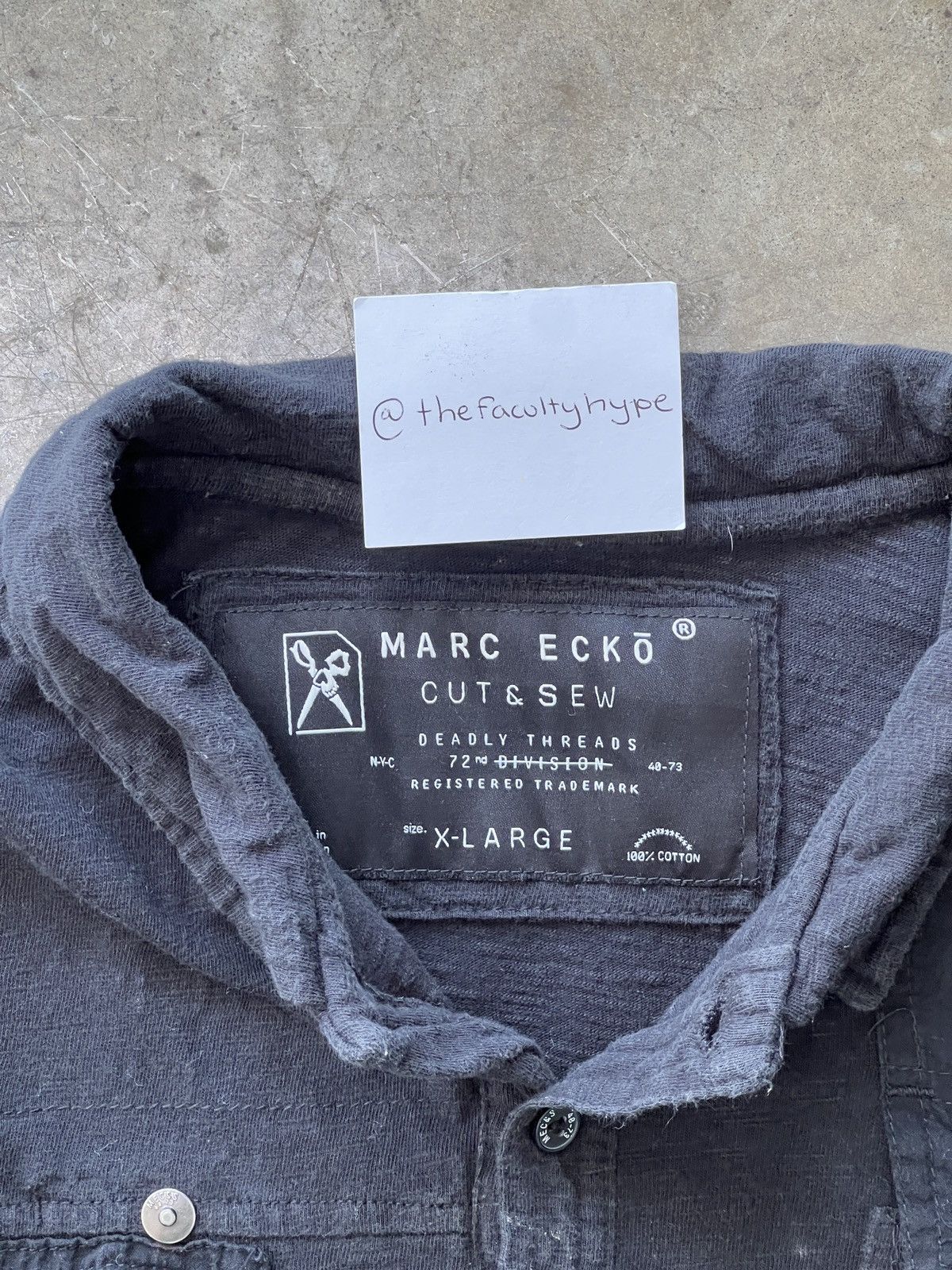 Marc Ecko × Vintage Vintage Y2K Marc Ecko Cut and Sew Quarter Button Polo XL Size US XL / EU 56 / 4 - 3 Thumbnail