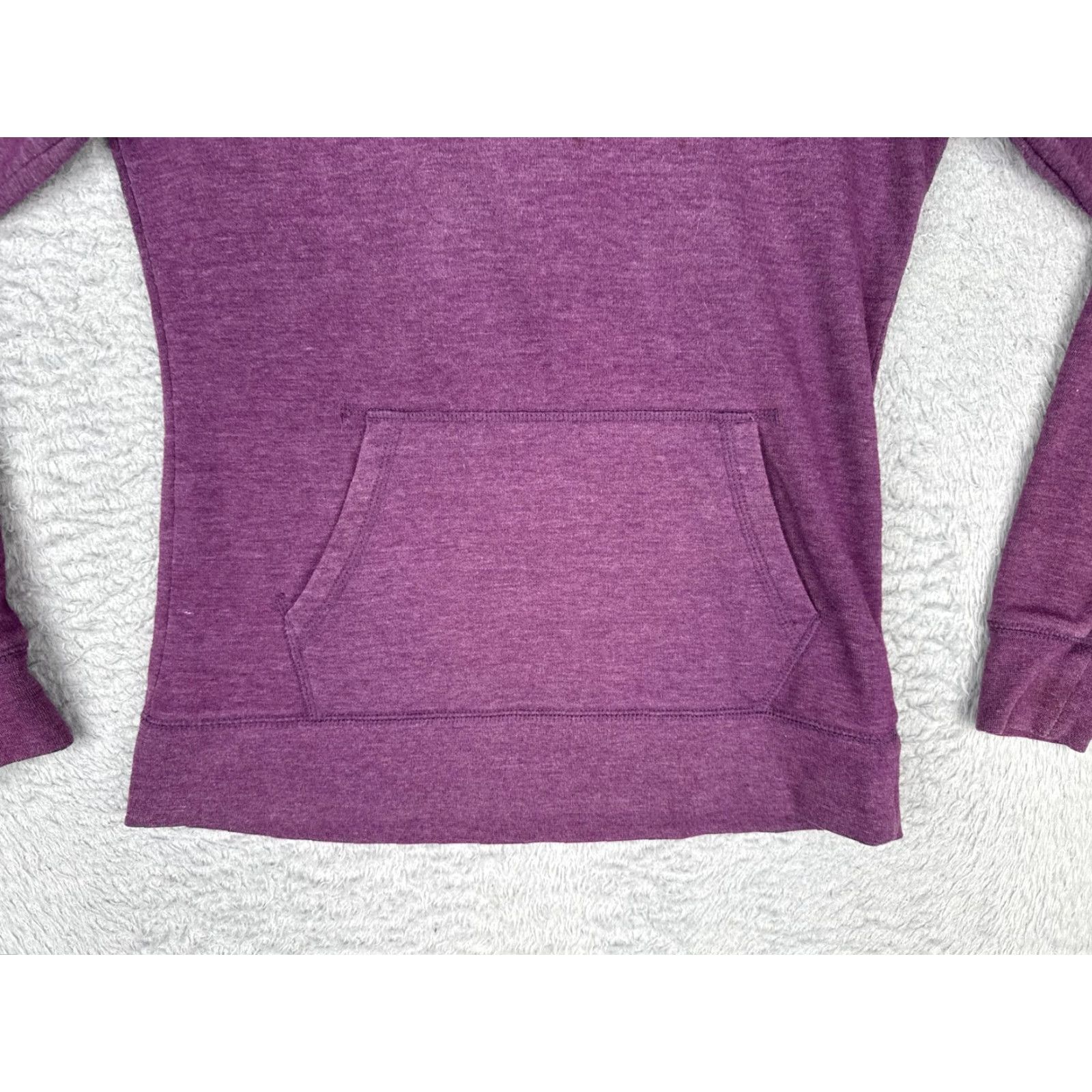 The North Face VINTAGE? (No) The North Face Hoodie Women M Purple Jersey Logo Pullover Sweatshirt Casual Activewear Long Sleeve Raglan Pocket Graphic Print Size M / US 6-8 / IT 42-44 - 5 Thumbnail
