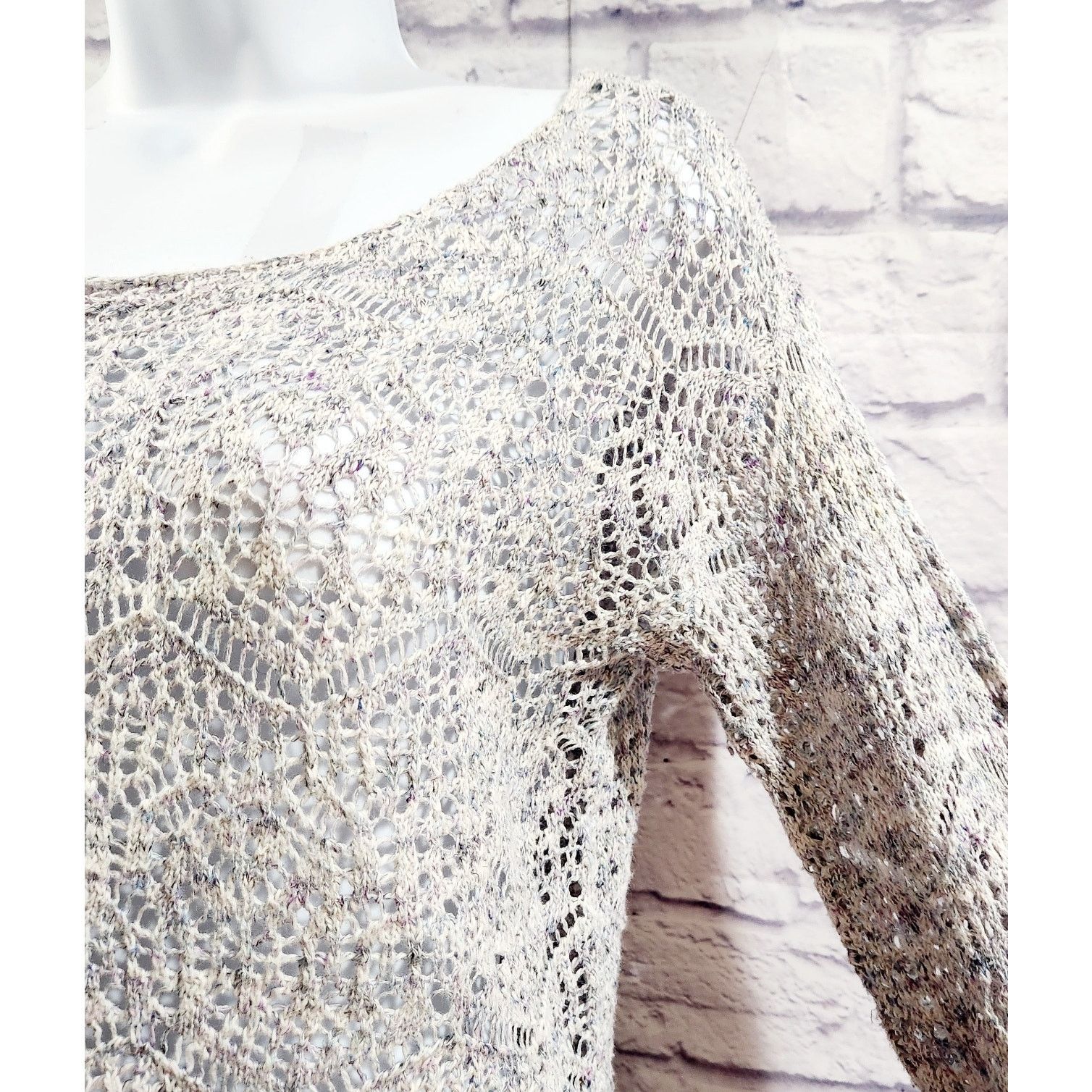 Other Maurices Gray Open Knit Long Sleeves Sweater Top XS Size XS / US 0-2 / IT 36-38 - 2 Thumbnail