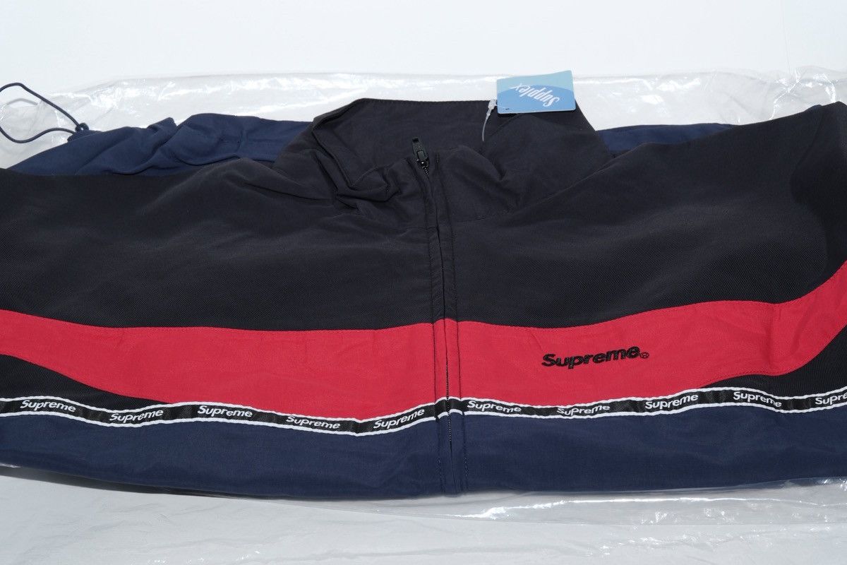 Supreme SUPREME LOGO TAPING TRACK PANT (NAVY) (M) SS26 Size US M / EU 48-50 / 2 - 10 Thumbnail