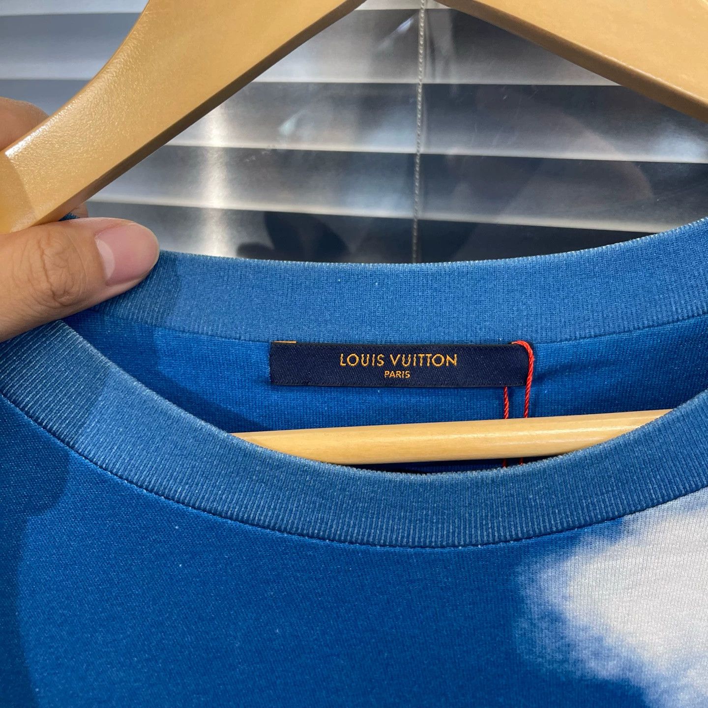 Louis Vuitton Louis Vuitton Blue Sky White Clouds SS Tee XL 99 New Size US XL / EU 56 / 4 - 3 Thumbnail