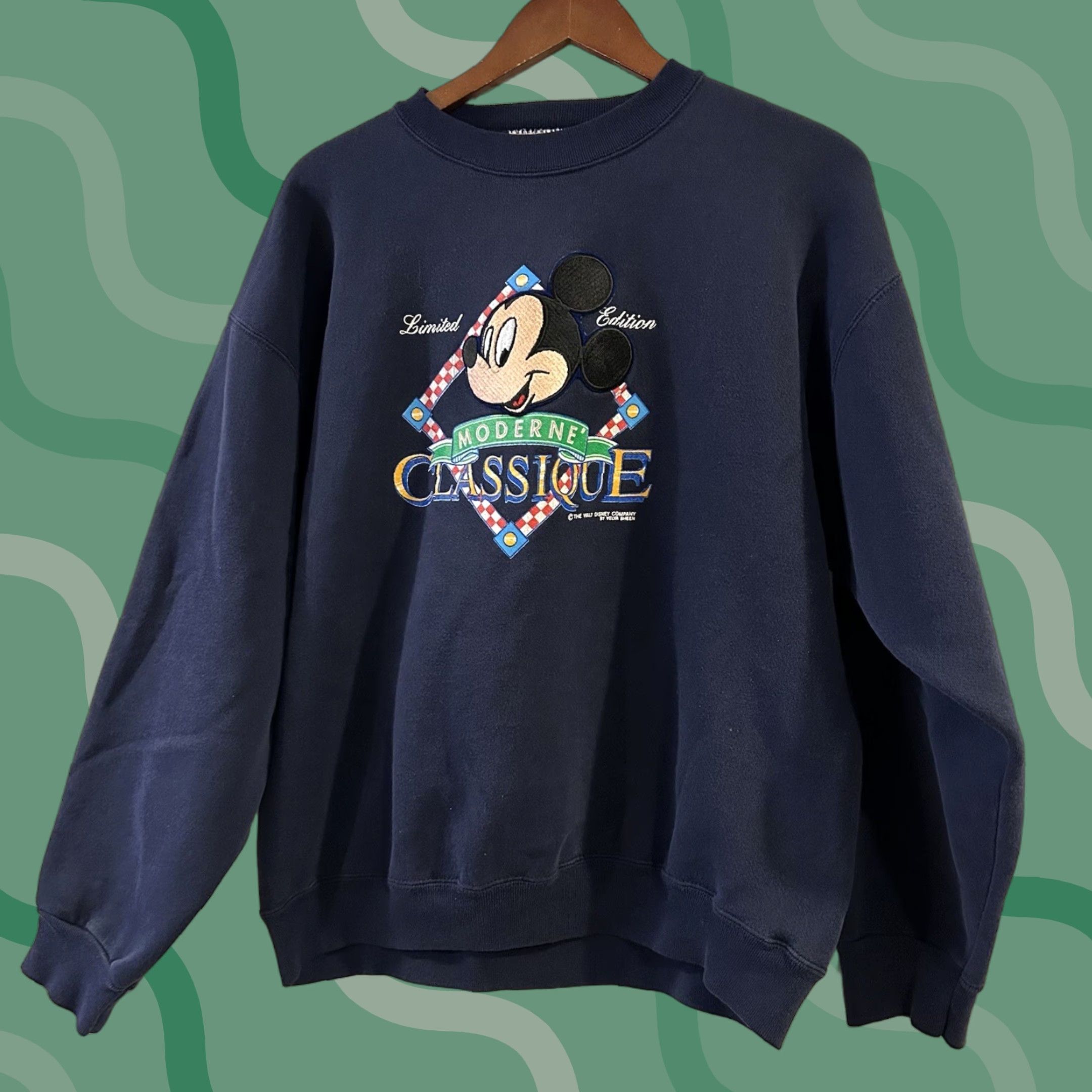 VINTAGE Disney Mickey Mouse Sweatshirt XL Men Blue 1990s Cartoon Graphic Print Crew Neck Long Sleeve Cotton Polyester Casual