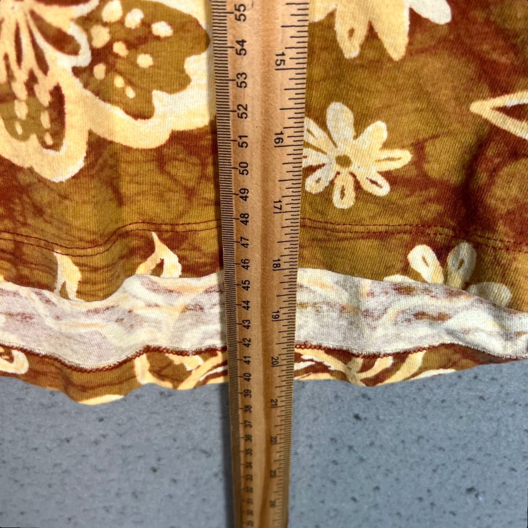 Bdg BDG Urban Outfitters Small Tropical Print Crop Top Short Sleeve Cotton Shirt Womens Shirt Cropped Mock Neck Brown Size S / US 4 / IT 40 - 6 Thumbnail