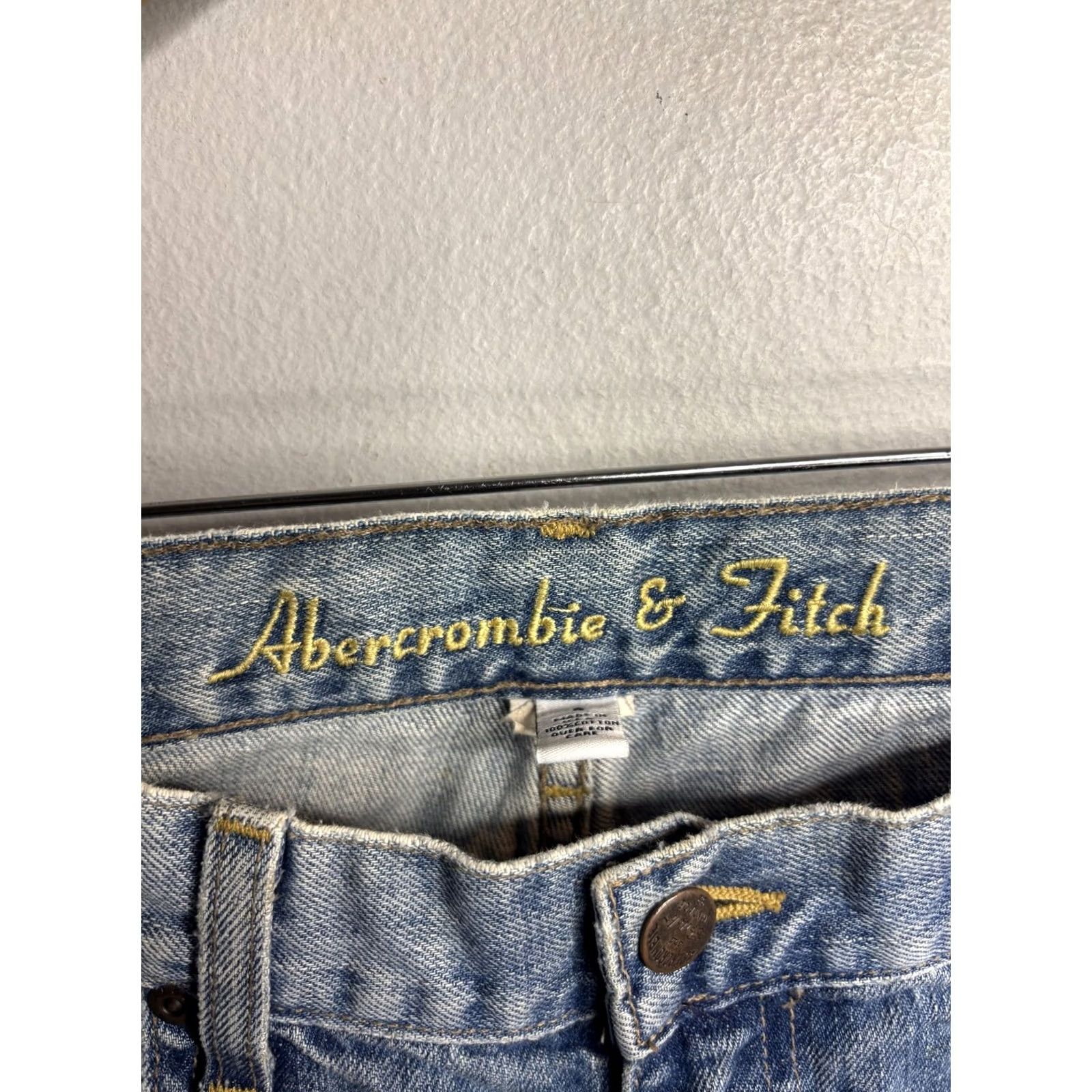 Abercrombie & Fitch Abercrombie & Fitch Jeans Womens 8 Blue Distressed Bootcut Embroidered Floral USA Size 30" / US 8 / IT 44 - 3 Thumbnail