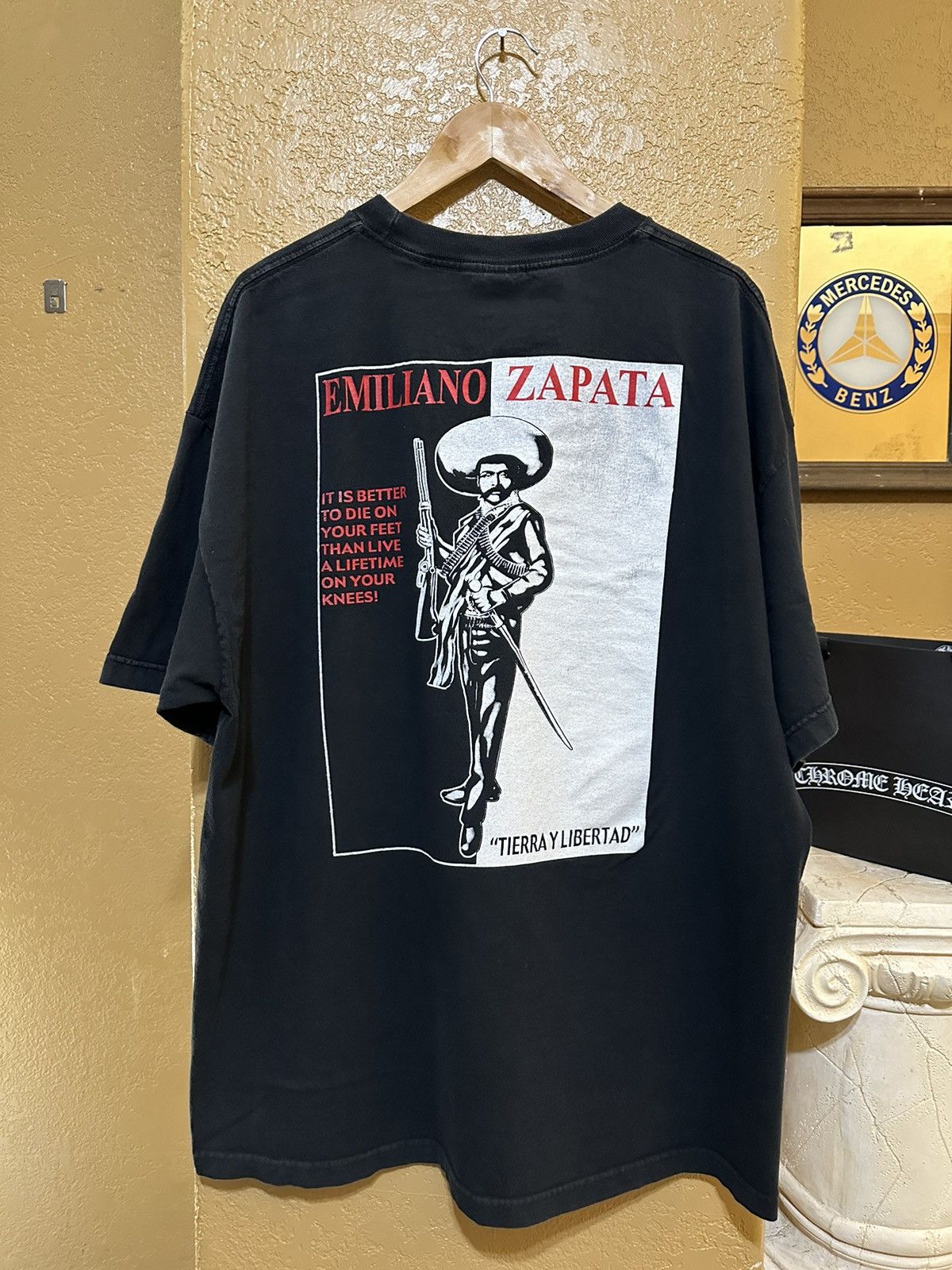 Other Vintage Emiliano Zapata Scarface T Shirt Size US XXL / EU 58 / 5 - 1 Thumbnail
