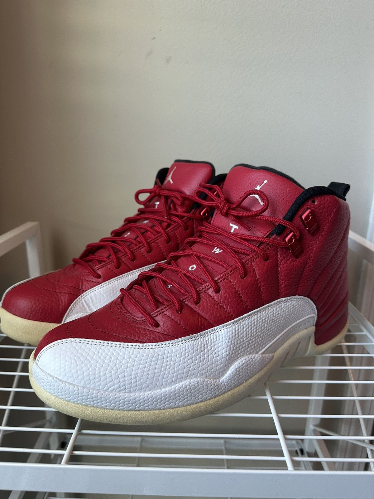 Jordan Brand × Nike Jordan 12 “Gym Red” Size US 10.5 / EU 43-44 - 1 Thumbnail