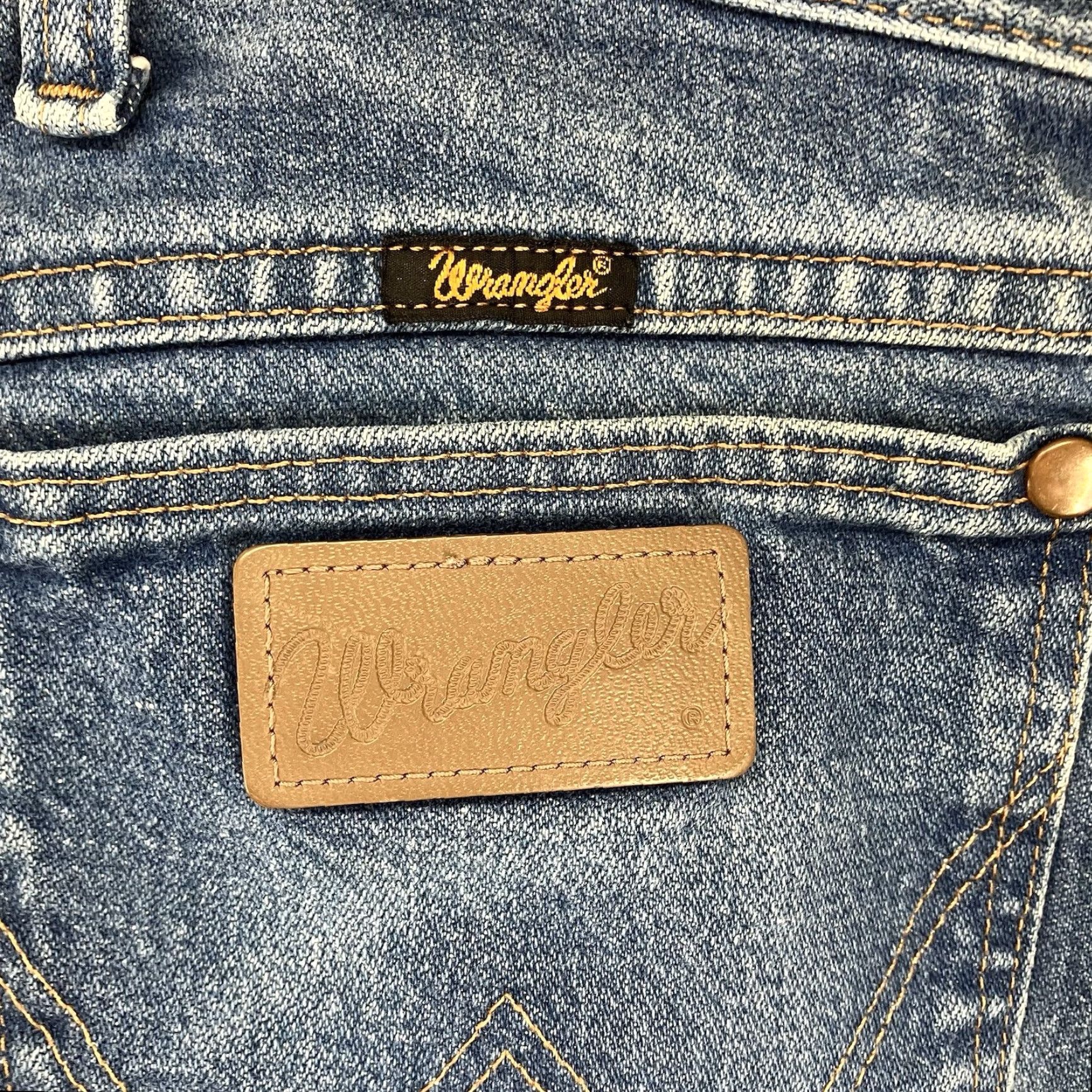 Wrangler VINTAGE Wrangler Jeans Cowboy Cut Mens 42x32 Blue 100% Cotton Straight 5-Pocket Medium Wash Size US 42 / EU 58 - 3 Thumbnail