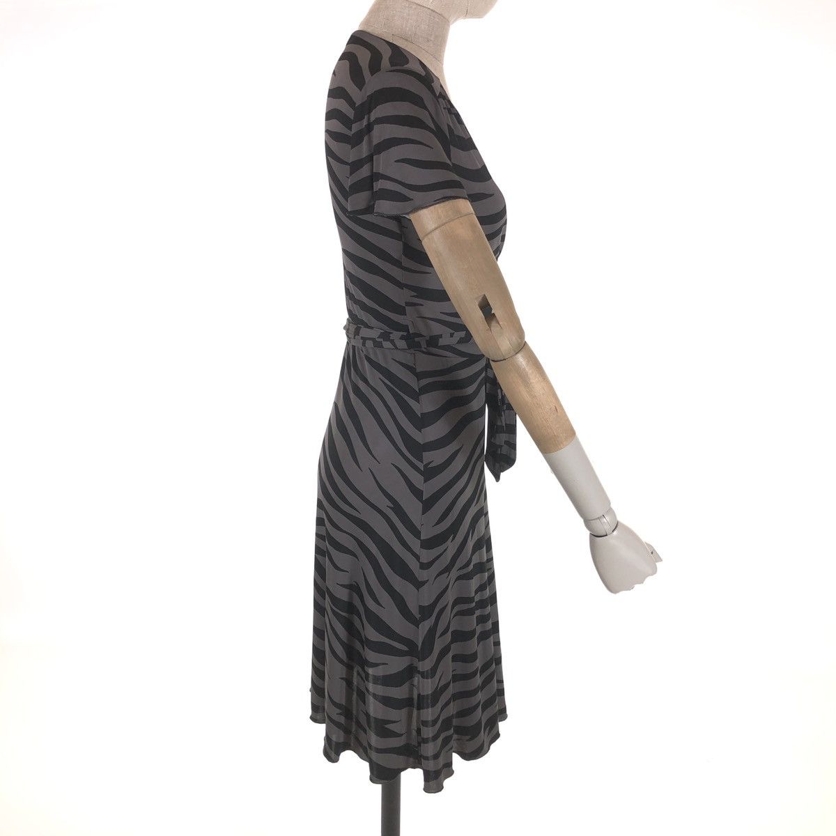 Boutique Moschino × Love Moschino × Moschino Zebra Print Striped Cheap and Chic Short Sleeve Black Long Belt Dress Size M / US 6-8 / IT 42-44 - 5 Thumbnail