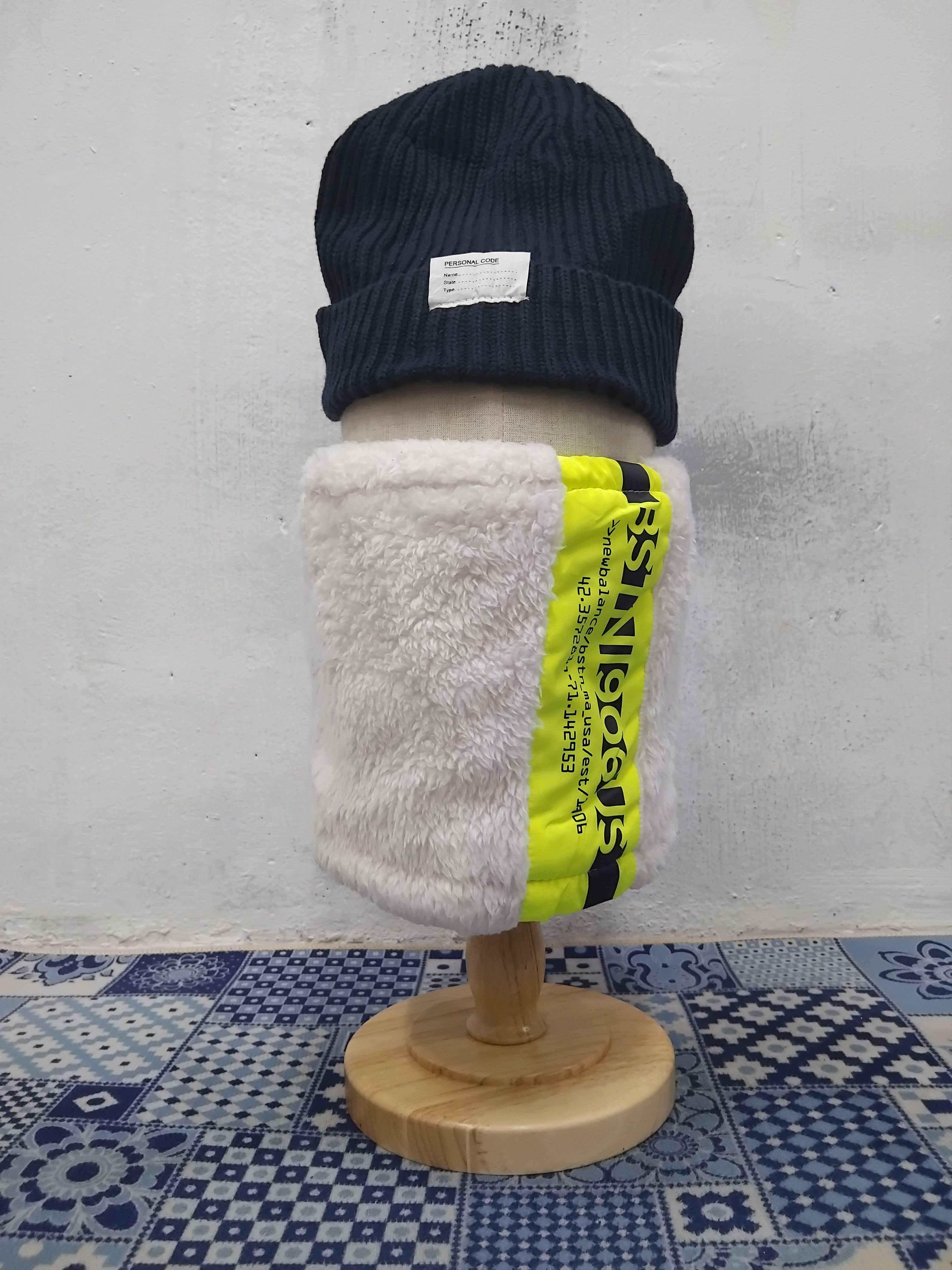 New Balance New Balance white colour fur head mask Size ONE SIZE - 1 Thumbnail