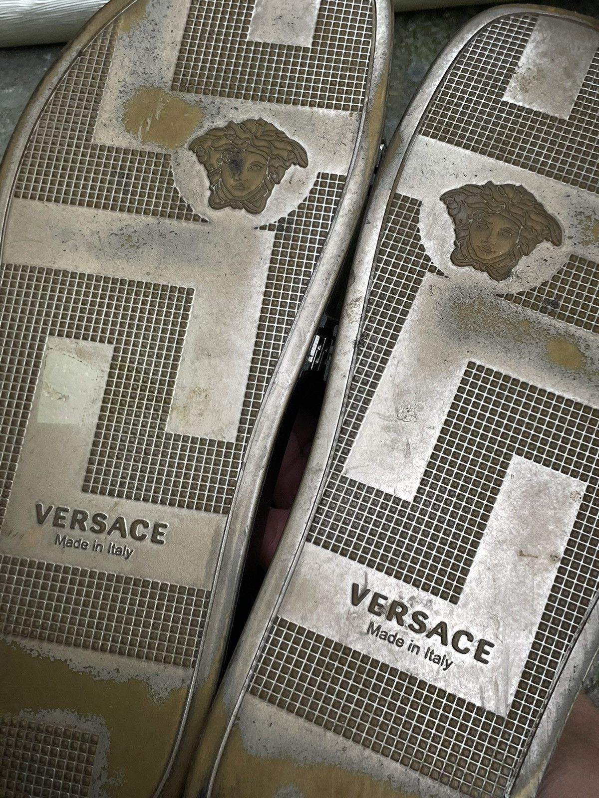 Versace Versace Medusa Gold/Black Slippers Men’s Size US 10.5 / EU 43-44 - 7 Thumbnail