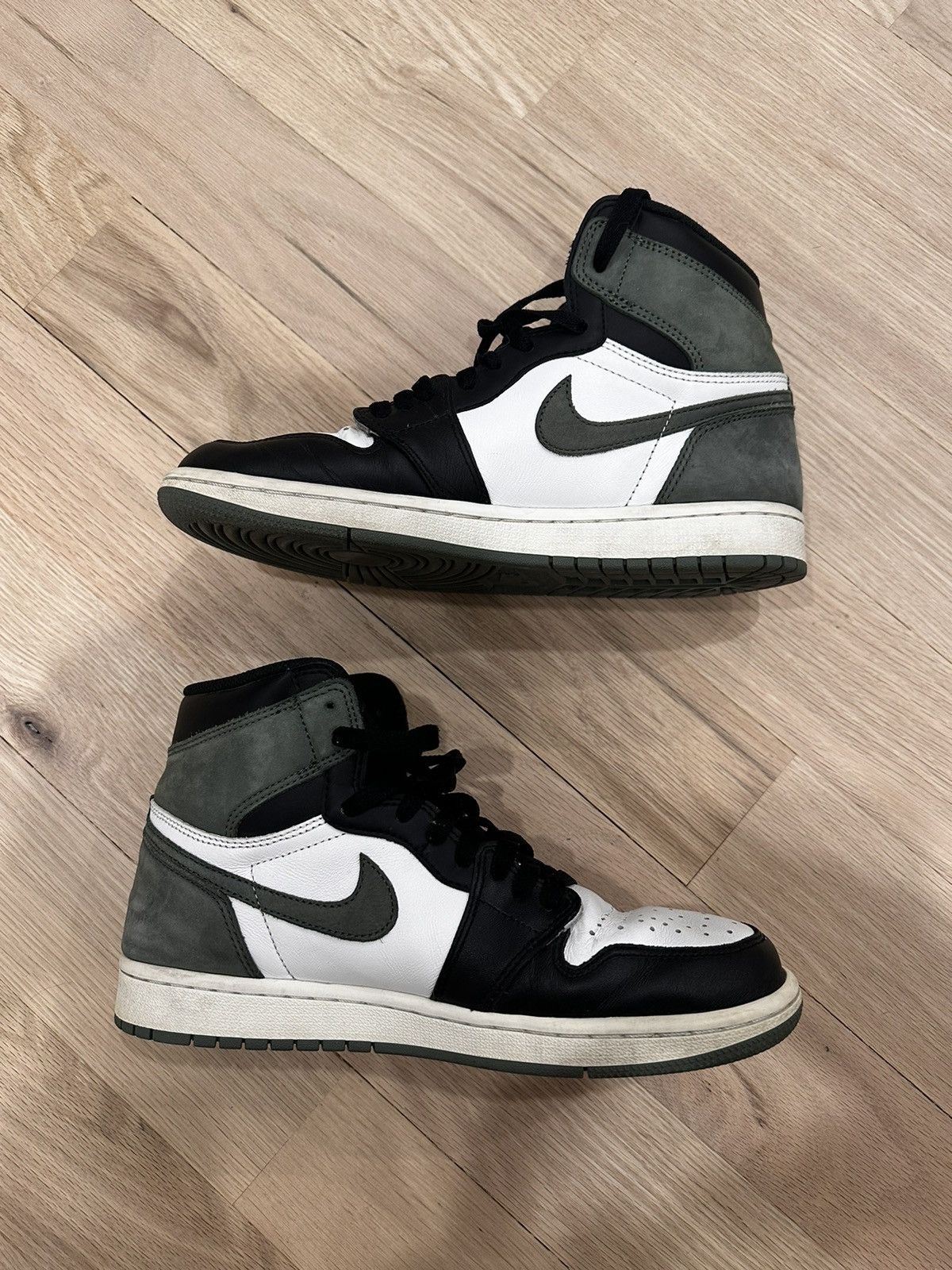 Jordan Brand Jordan 1 clay green black toe Nike 8US Size US 8 / EU 41 - 7 Thumbnail
