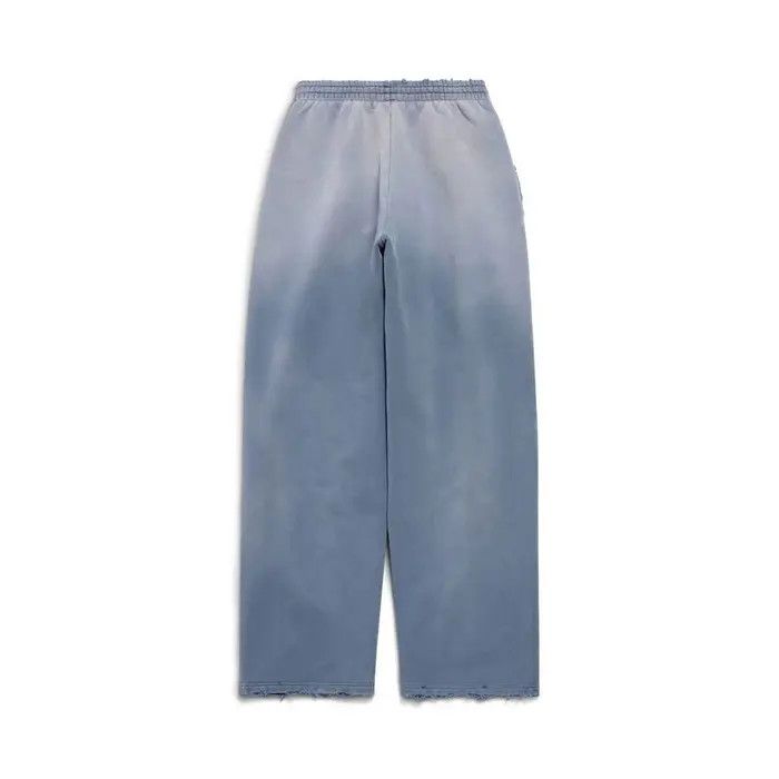 Balenciaga o1bcso1str0426 SNBN Baggy Sweatpants & Joggers in Blue Size US 36 / EU 52 - 2 Thumbnail