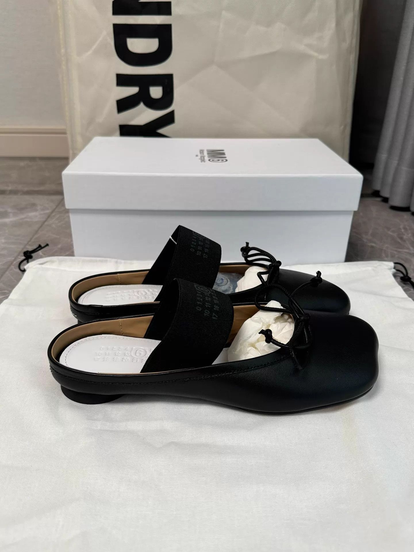 MM6 MM6 lace-up ballet mules black leather 36 Size US 5.5 / IT 35.5 - 1 Thumbnail