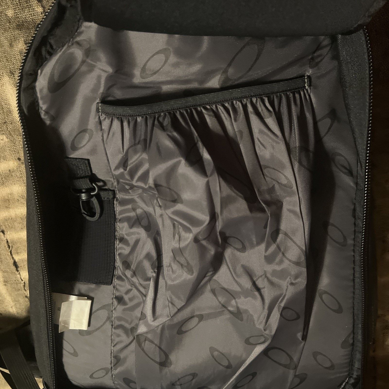 Oakley Oakley Vintage Tactical Snow Backpack Black Snowboard Pack Size ONE SIZE - 17 Thumbnail