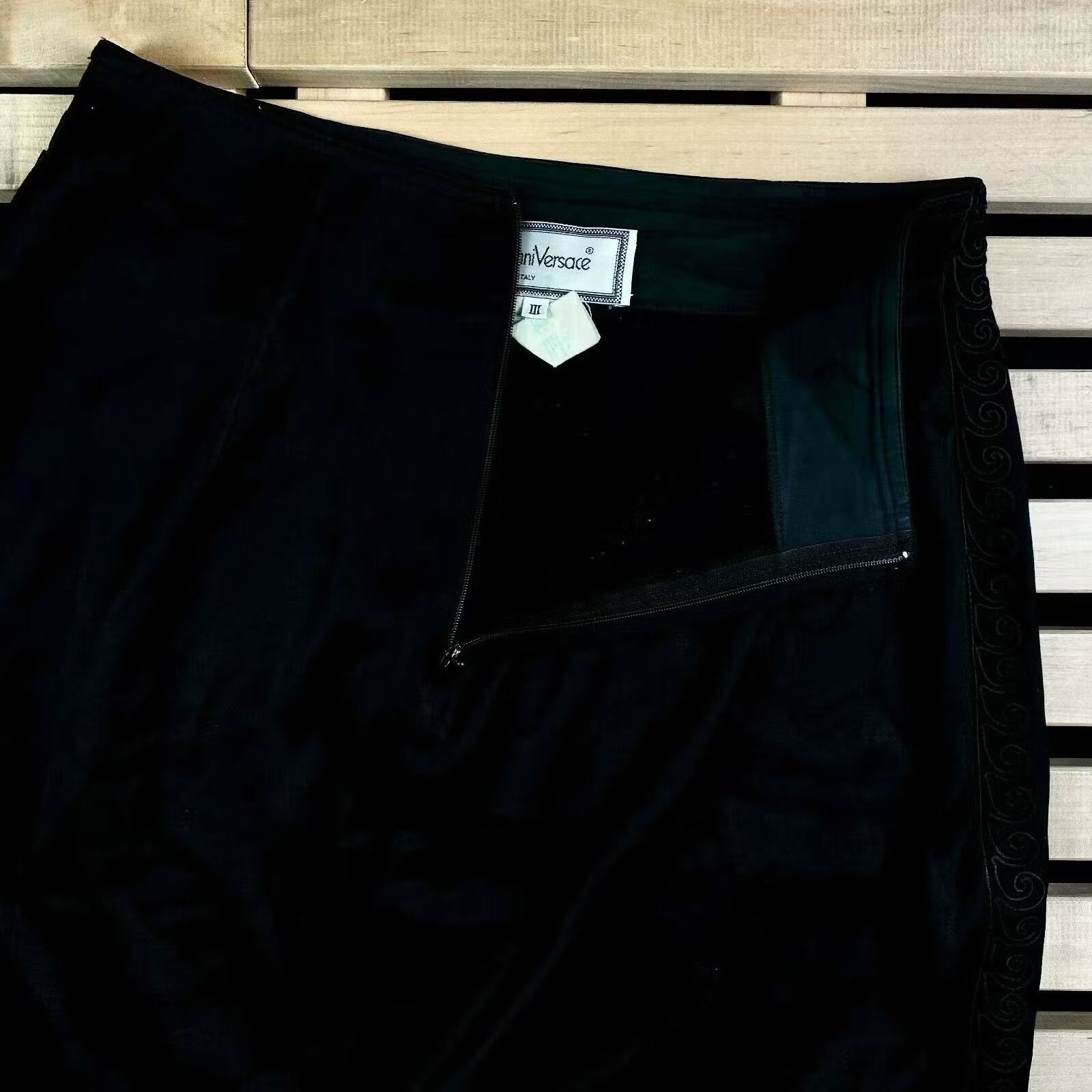 Versace Womens Skirt Gianni Versace Vintage Size M Size 28" / US 6 / IT 42 - 4 Thumbnail