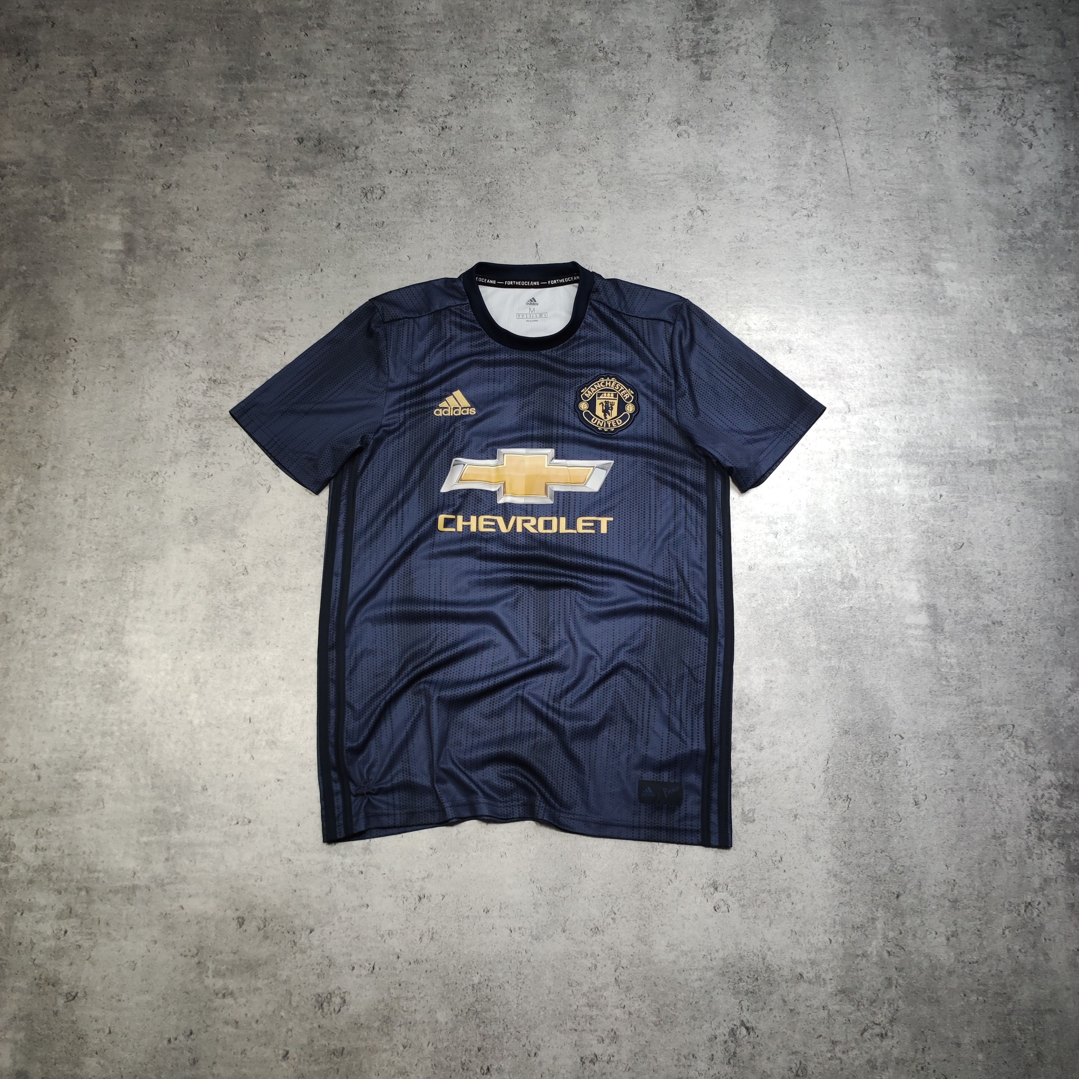 Adidas RARE Adidas x Manchester United Parley Away 2018 Jersey Size US M / EU 48-50 / 2 - 1 Thumbnail