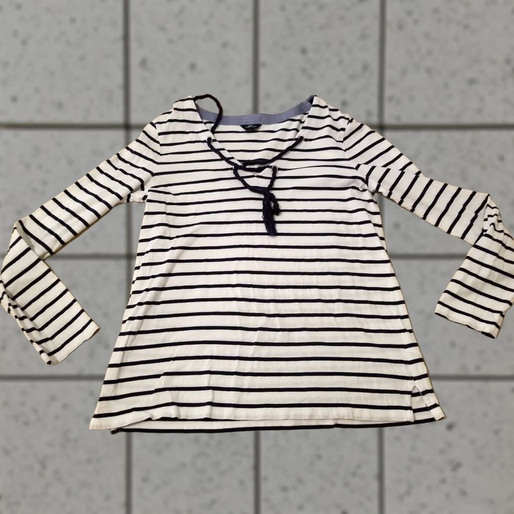 Nautica Womens Nautica Shirt Large White Navy Blue Cotton Long Sleeve T-Shirt Size L / US 10 / IT 46 - 1 Thumbnail