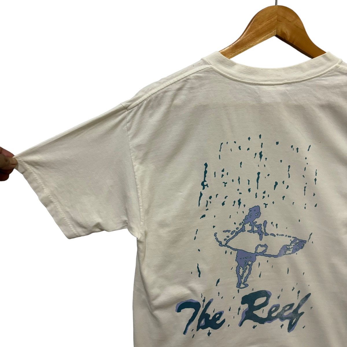 Vintage Vintage The Reef Surfboards Graphic Back Hit Tshirt Size US M / EU 48-50 / 2 - 5 Thumbnail