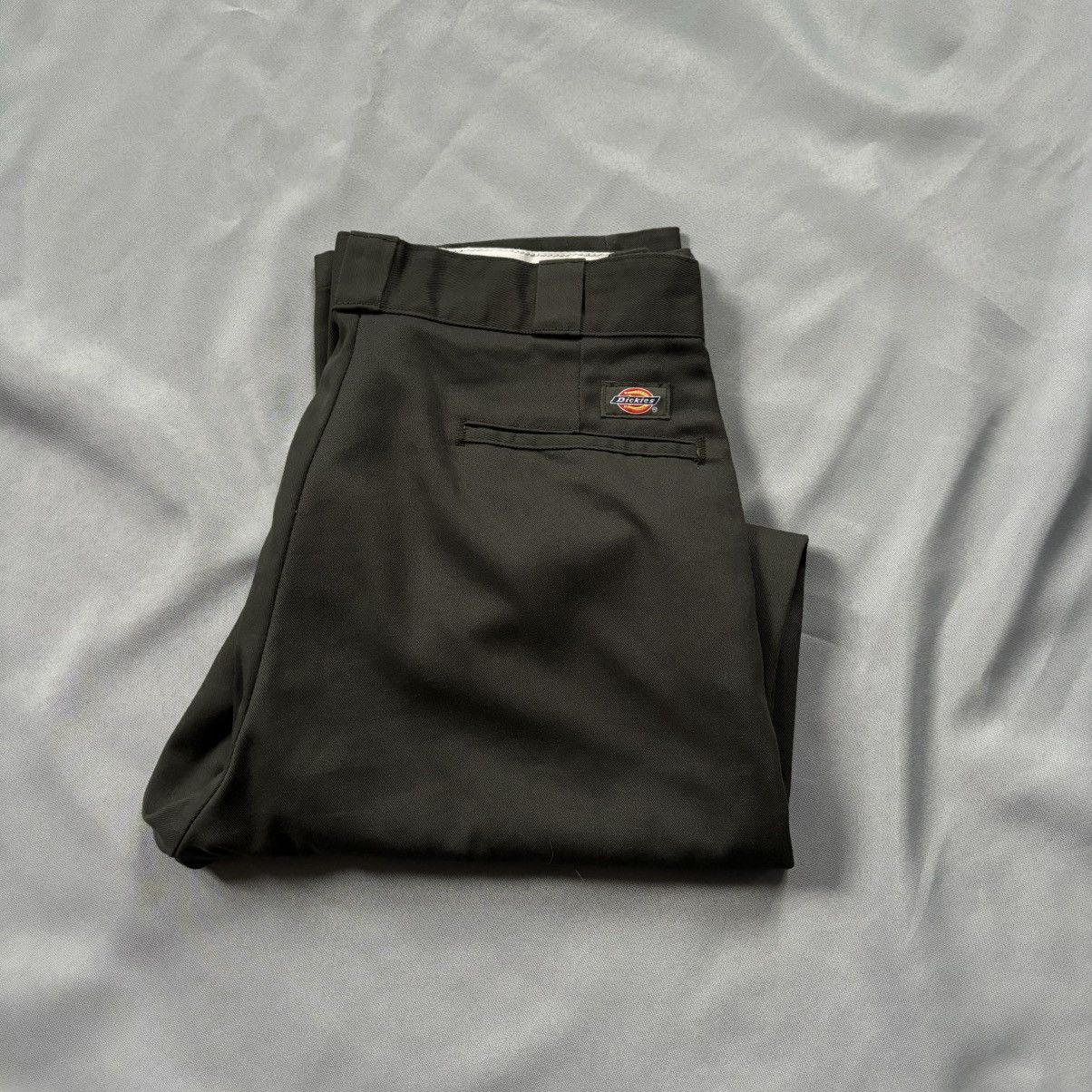 Dickies Dickies 874 vintage pant 34/32 streetwear rare original fit Size US 34 / EU 50 - 1 Thumbnail