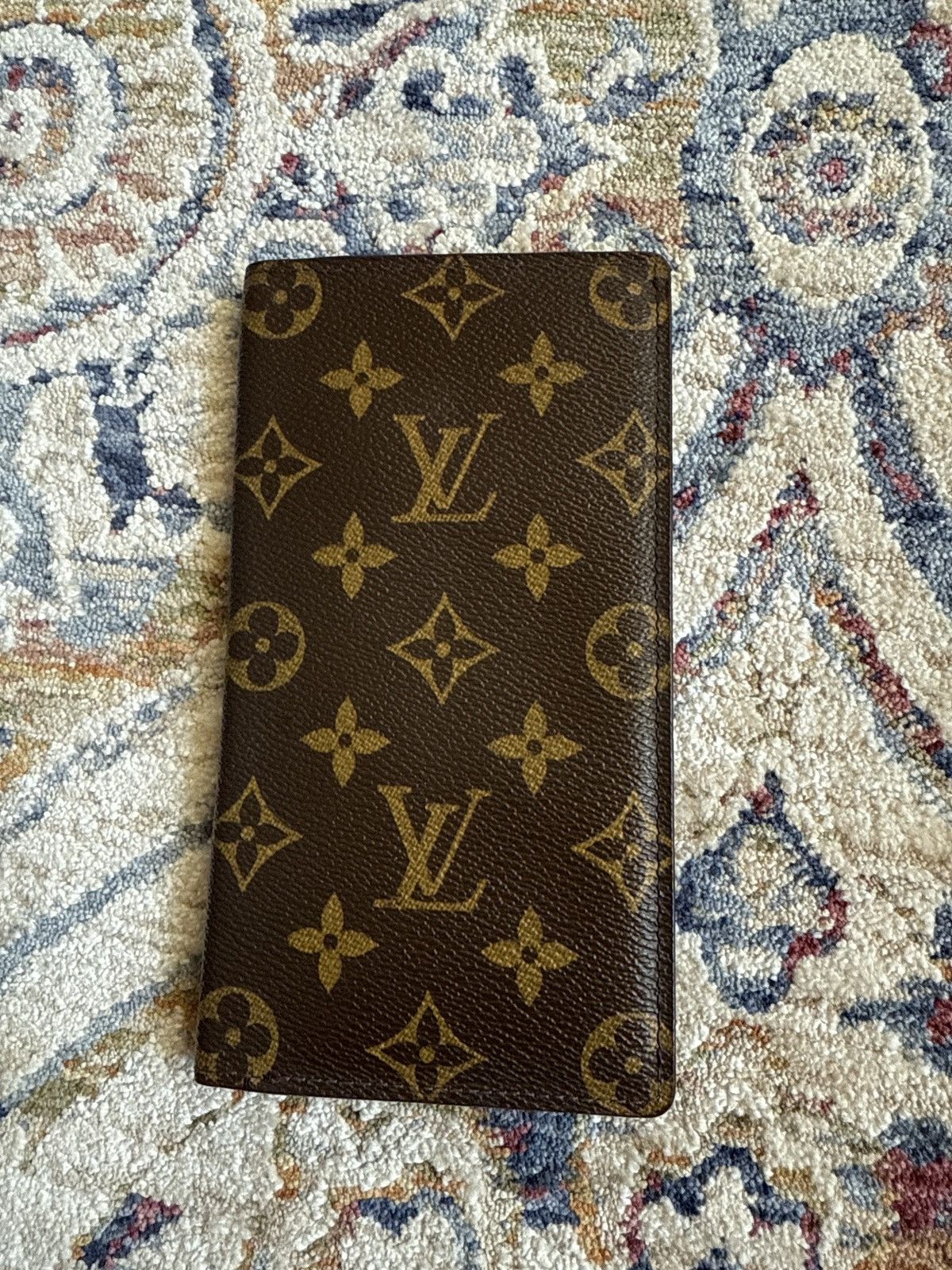Louis Vuitton Louis Vuitton Long Brazza LIKE NEW Size ONE SIZE - 6 Thumbnail