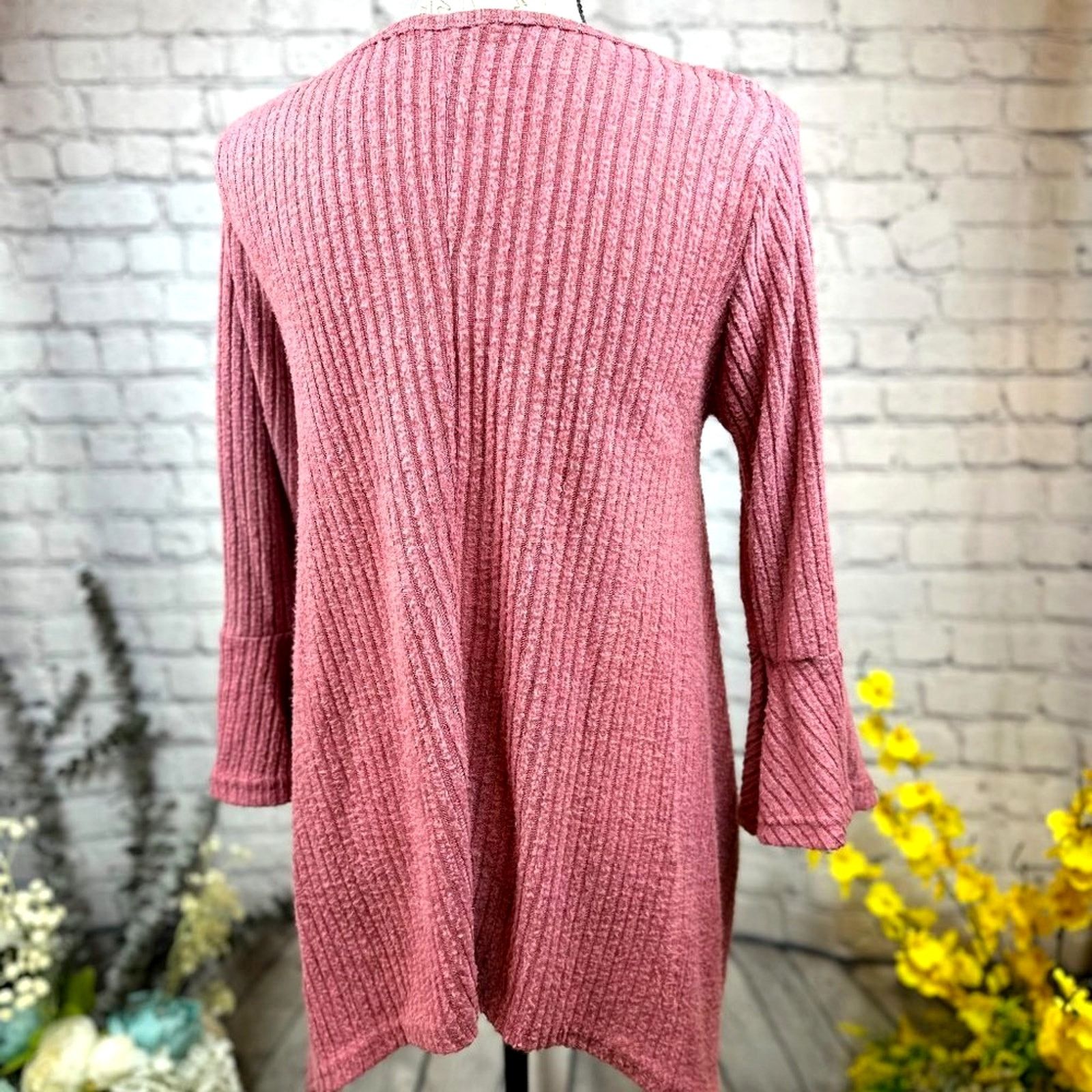 Other Love by Chesley Scoop Neck, Bell Sleeves Sweater - size M Size M / US 6-8 / IT 42-44 - 8 Thumbnail