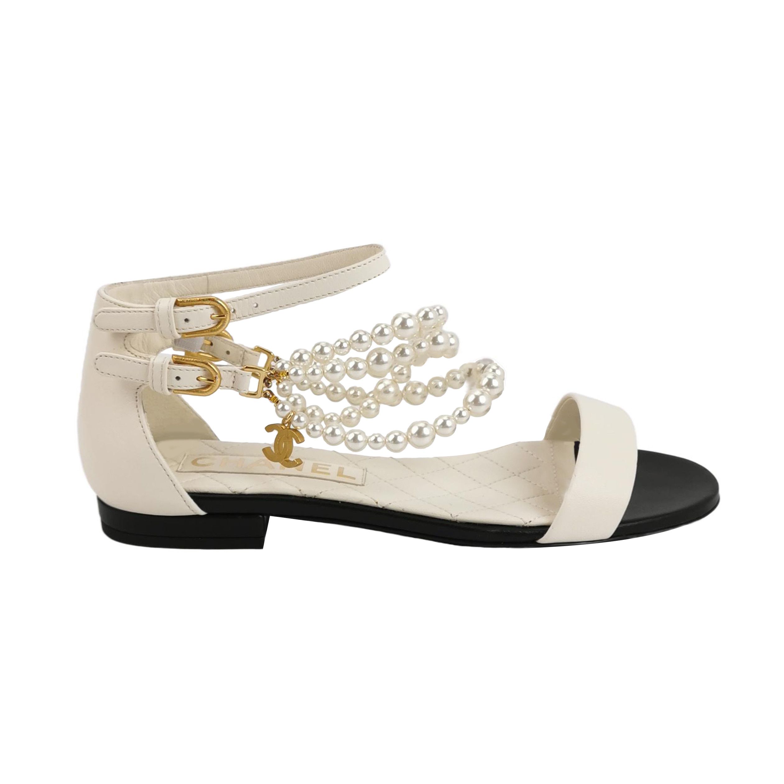 Chanel Chanel Women 6 Flats Size US 6 / IT 36 - 1 Thumbnail