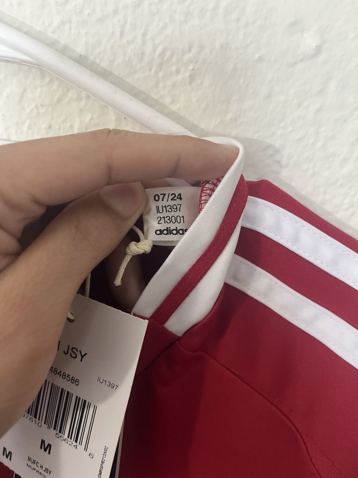 Adidas Adidas Manchester United 24/25 Soccer Jersey Bruno Fernandes Size US M / EU 48-50 / 2 - 4 Thumbnail