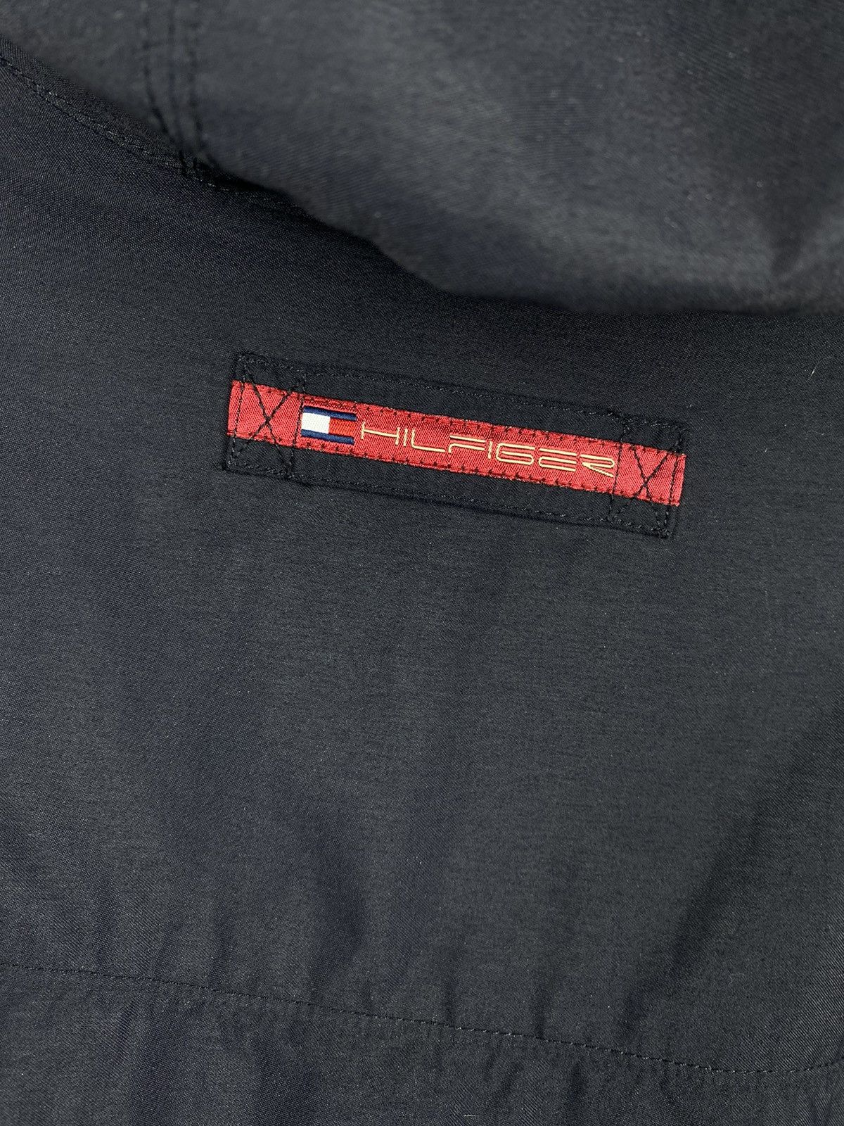 Tommy Hilfiger × Vintage Tommy Hilfiger Warm Reversible Jacket Hooded size XL Size US XL / EU 56 / 4 - 9 Thumbnail