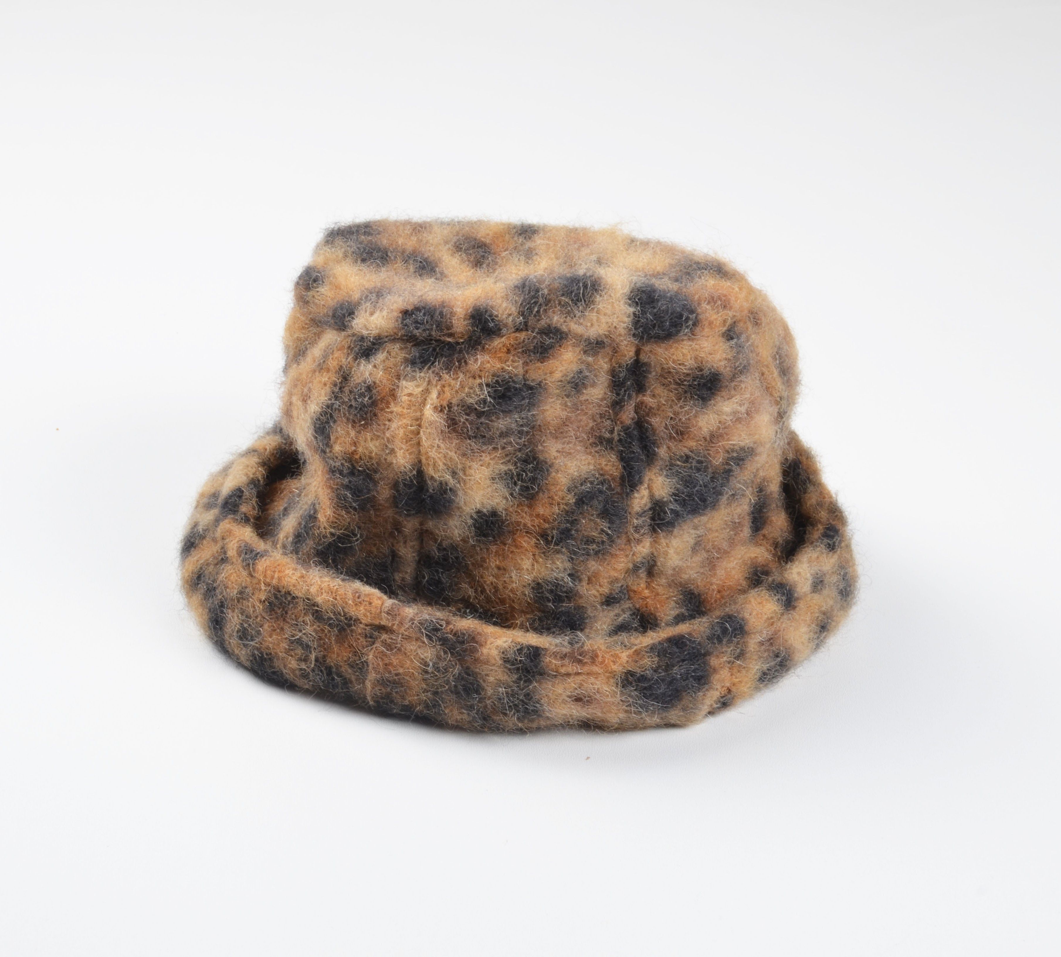 Other Olsen Leopard Fuzzy Bucket Hat Soft Wool Alpaka Blend Y2K Size ONE SIZE - 1 Thumbnail