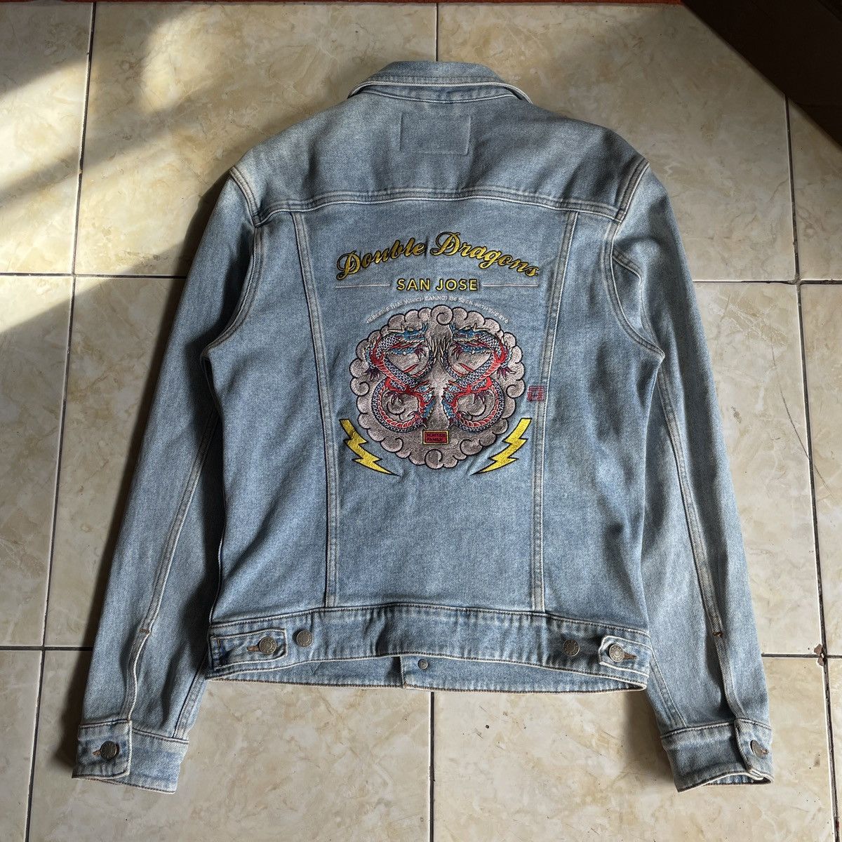88rising × Guess Guess x 88 Rising Irezumi Cities Collection Size US S / EU 44-46 / 1 - 2 Thumbnail