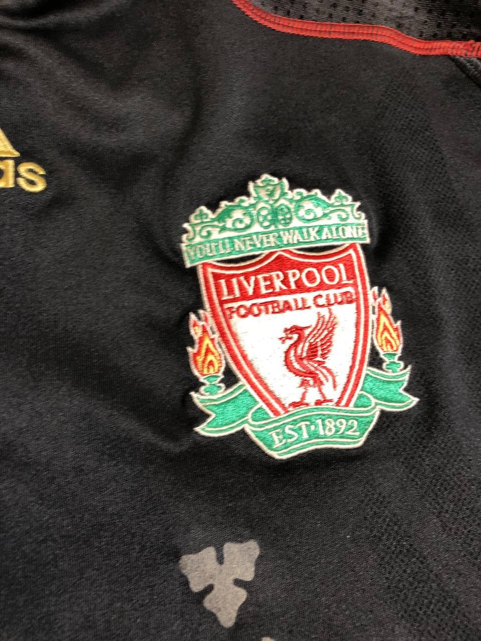 Adidas LIVERPOOL AWAY FOOTBALL SHIRT SOCCER JERSEY ADIDAS Size US M / EU 48-50 / 2 - 5 Thumbnail